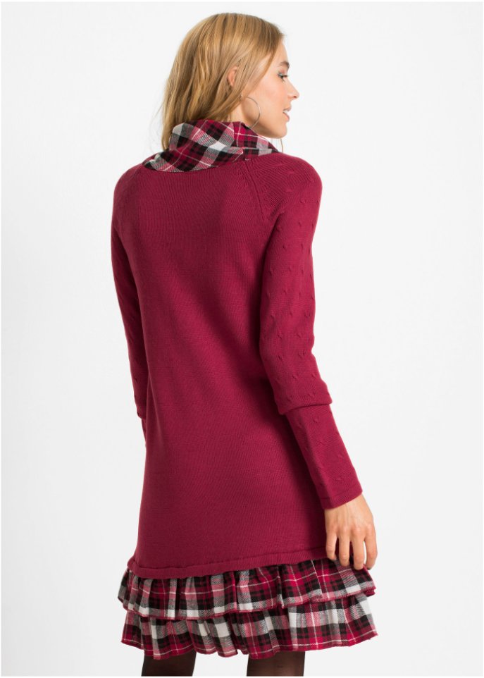 Strickkleid im Materialmix