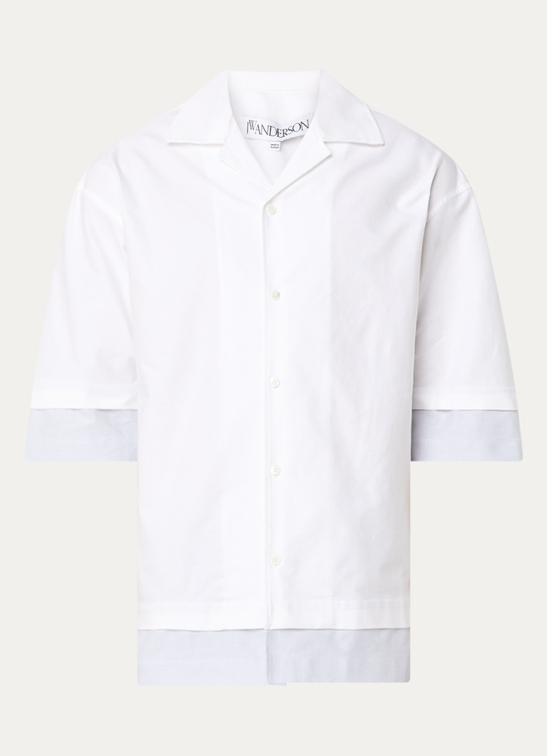 Cămașă JW Anderson cu croială clasică și guler italian.