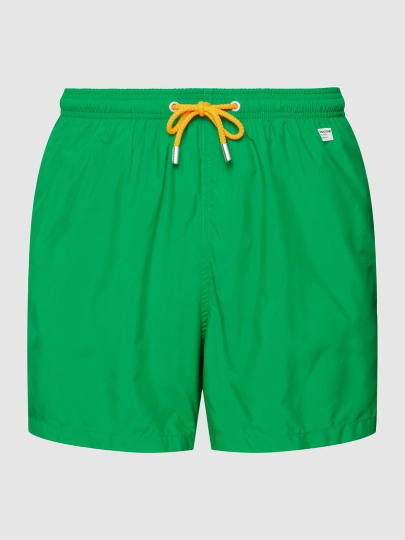 Badehose mit Label-Patch in grün