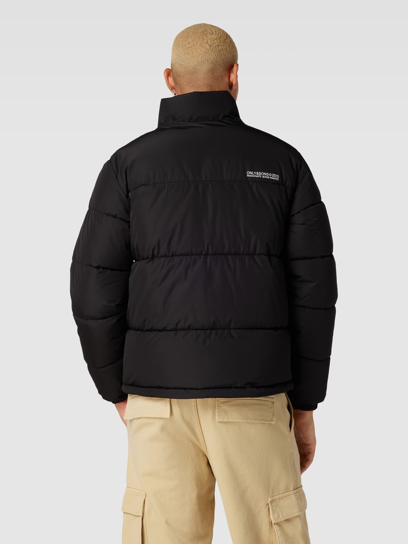 Steppjacke in Two-Tone-Machart Modell 'MELVIN' in schwarz