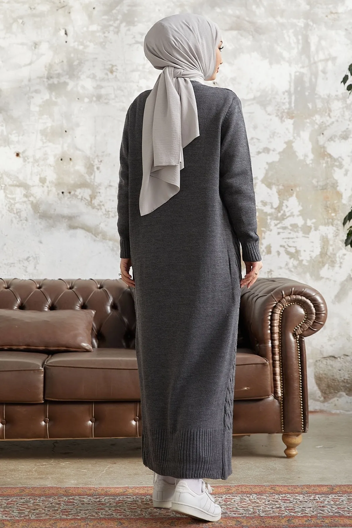 InStyle  Lange Strickjacke mit Jolie-Knit-Muster – Anthrazit