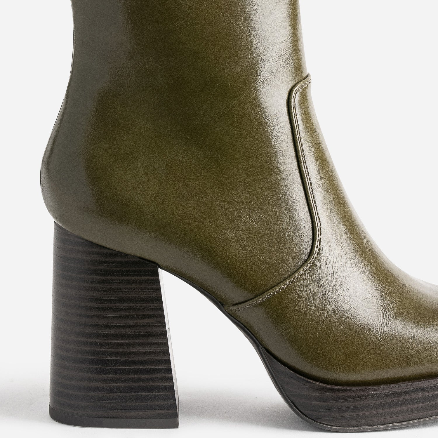 Boots kaki éco-conçu à plateforme et talon flare