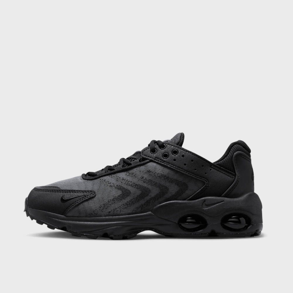 Nike Air Max TW DQ0296-002 / schwarz