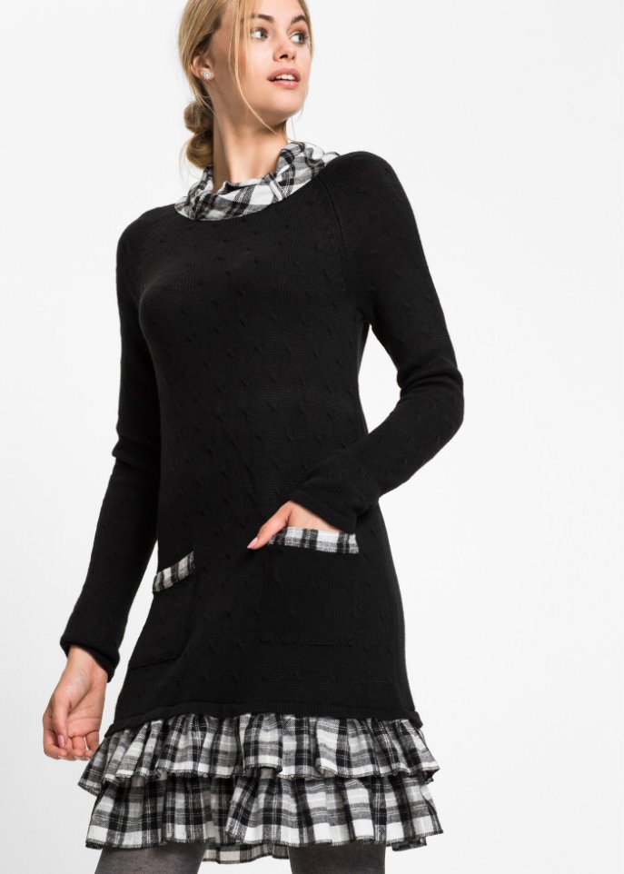 Strickkleid im Materialmix