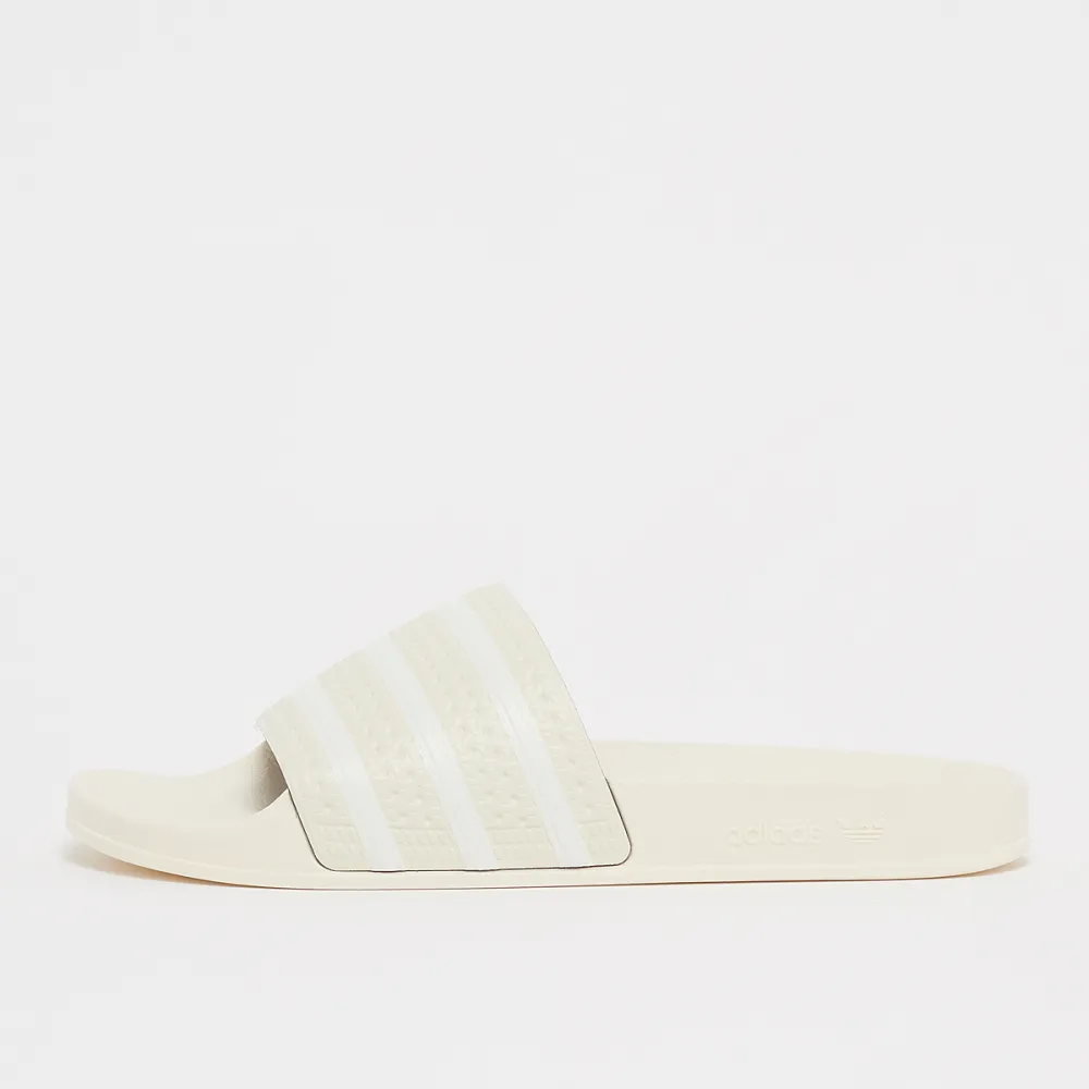 adidas adilette Badelatschen HQ1424 / braun