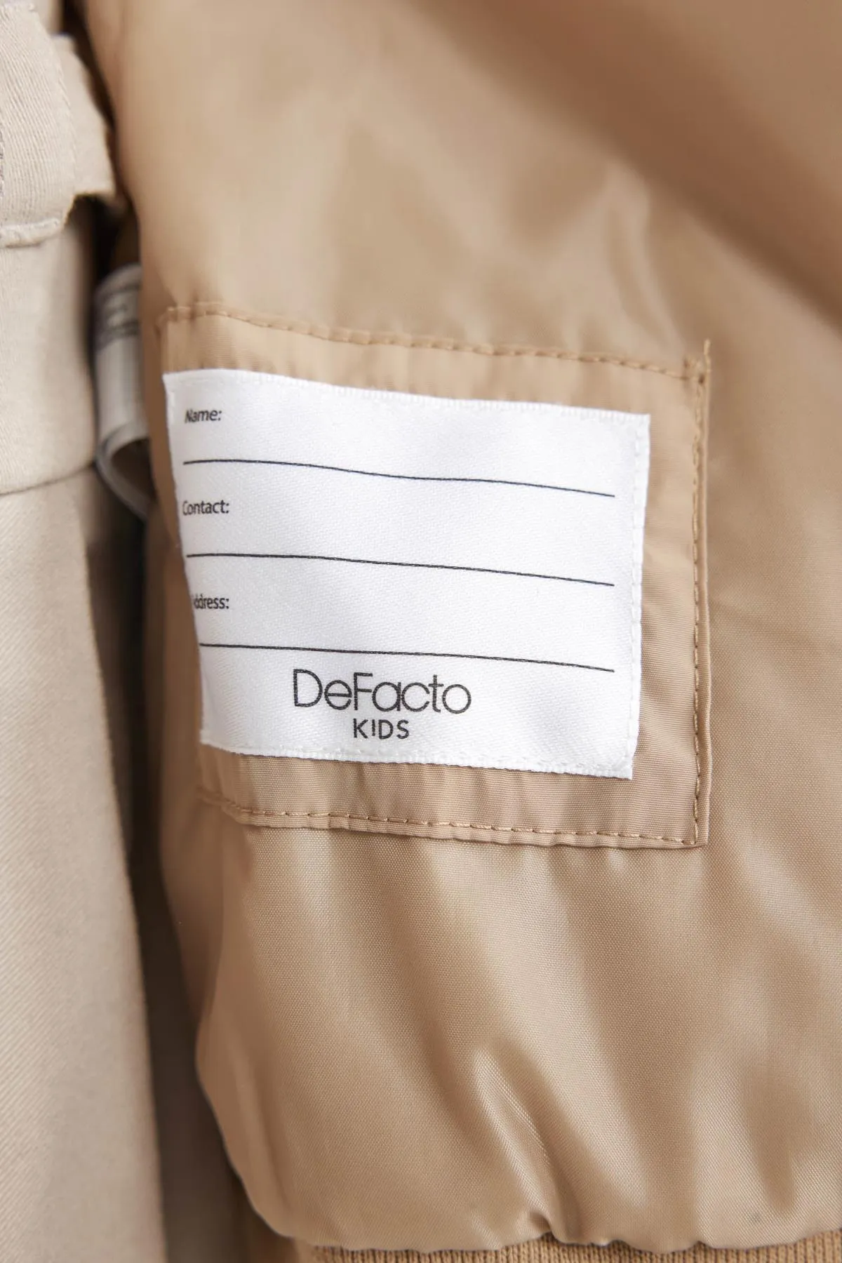 DeFacto  Wasserdichte Bomberjacke mit College-Kragen für Mädchen B2296A824SP