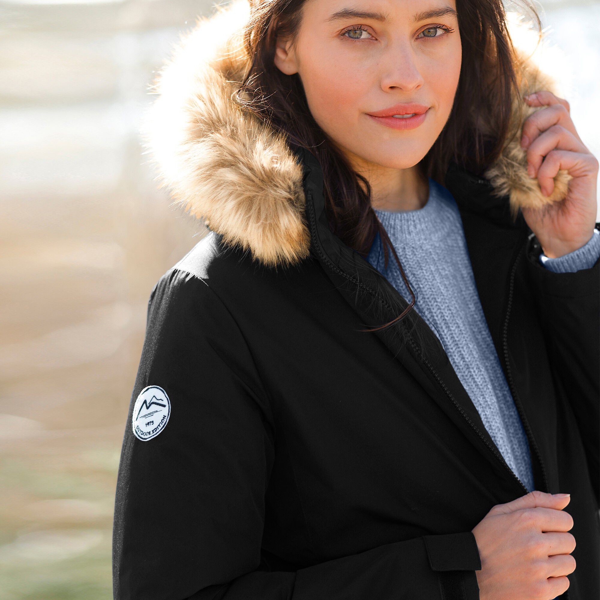 Parka imperméable zippée capuche