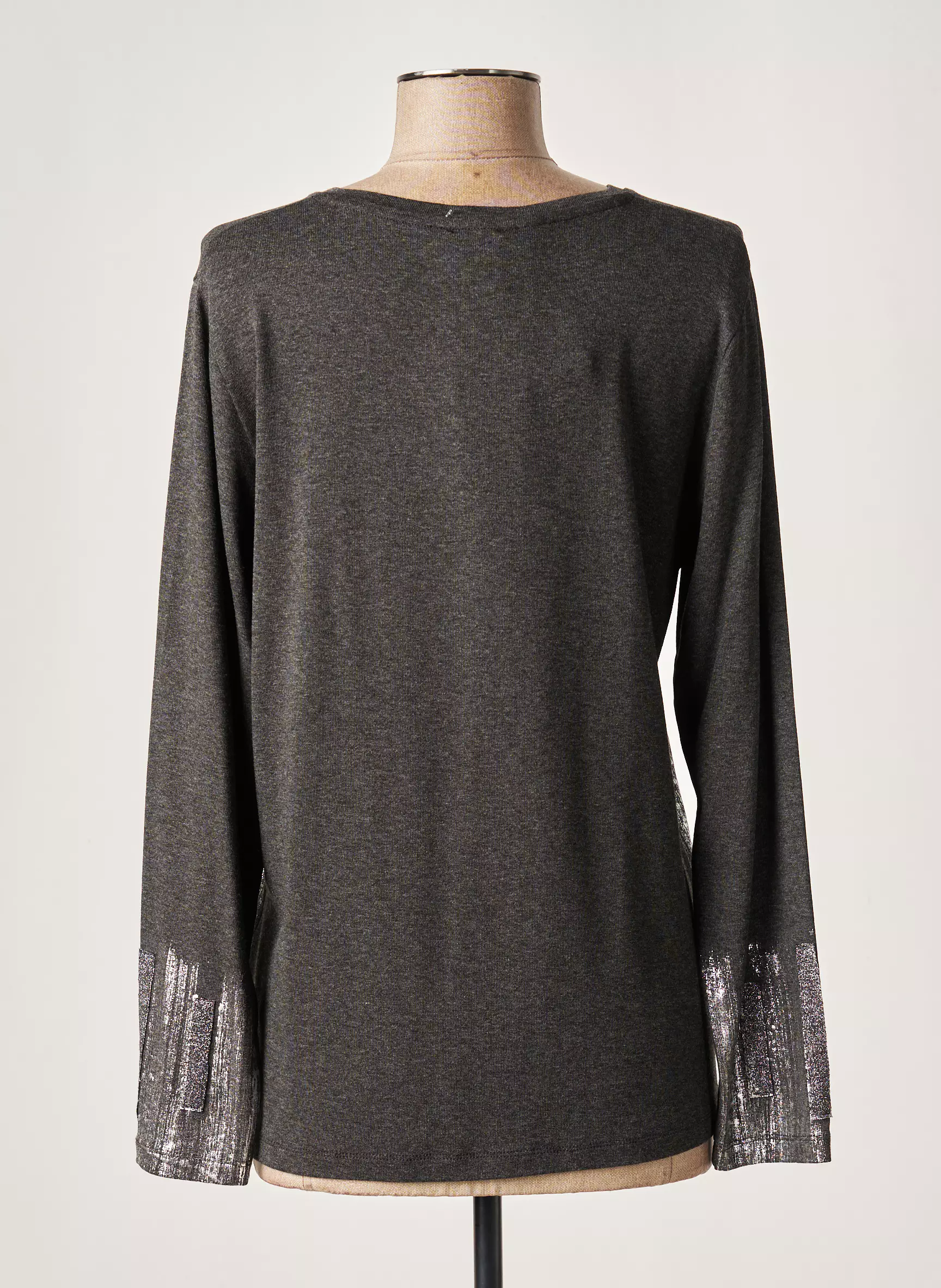 Guy Dubouis Tshirts Femme couleur gris