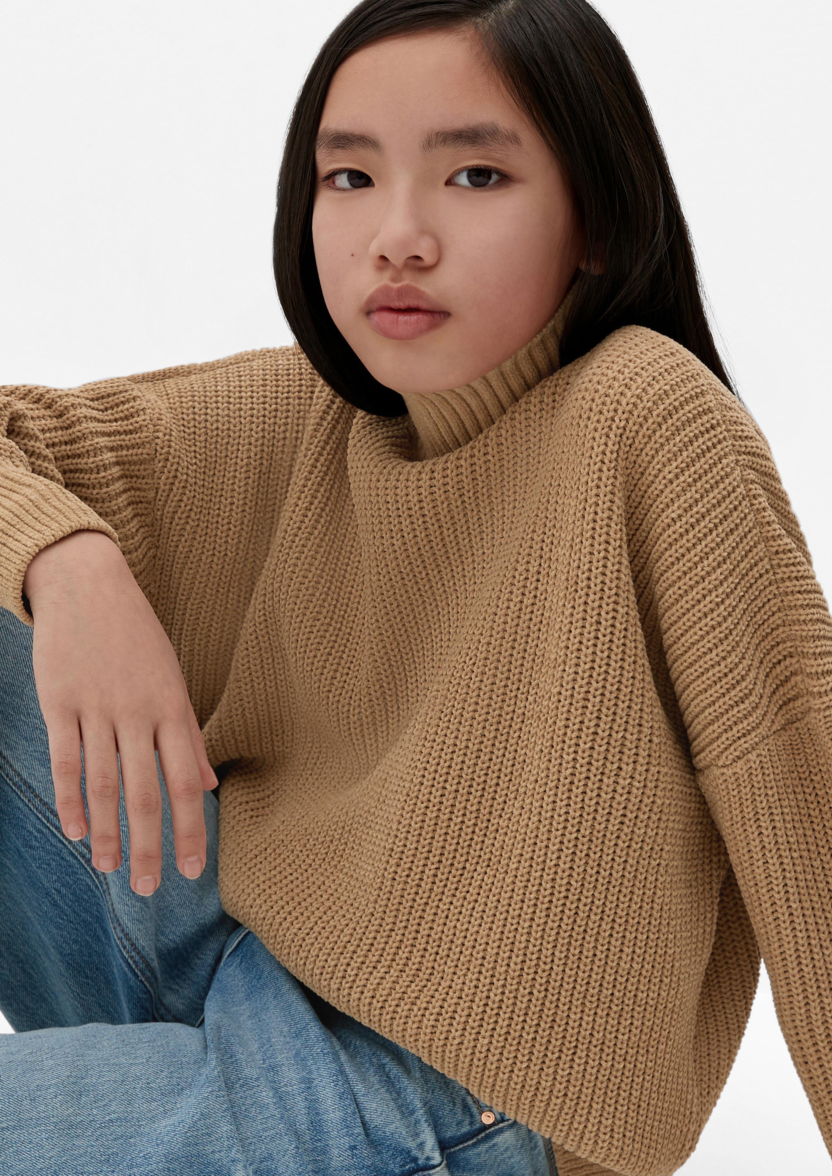Strickpullover aus Chenille-Garn  2133990-8466
