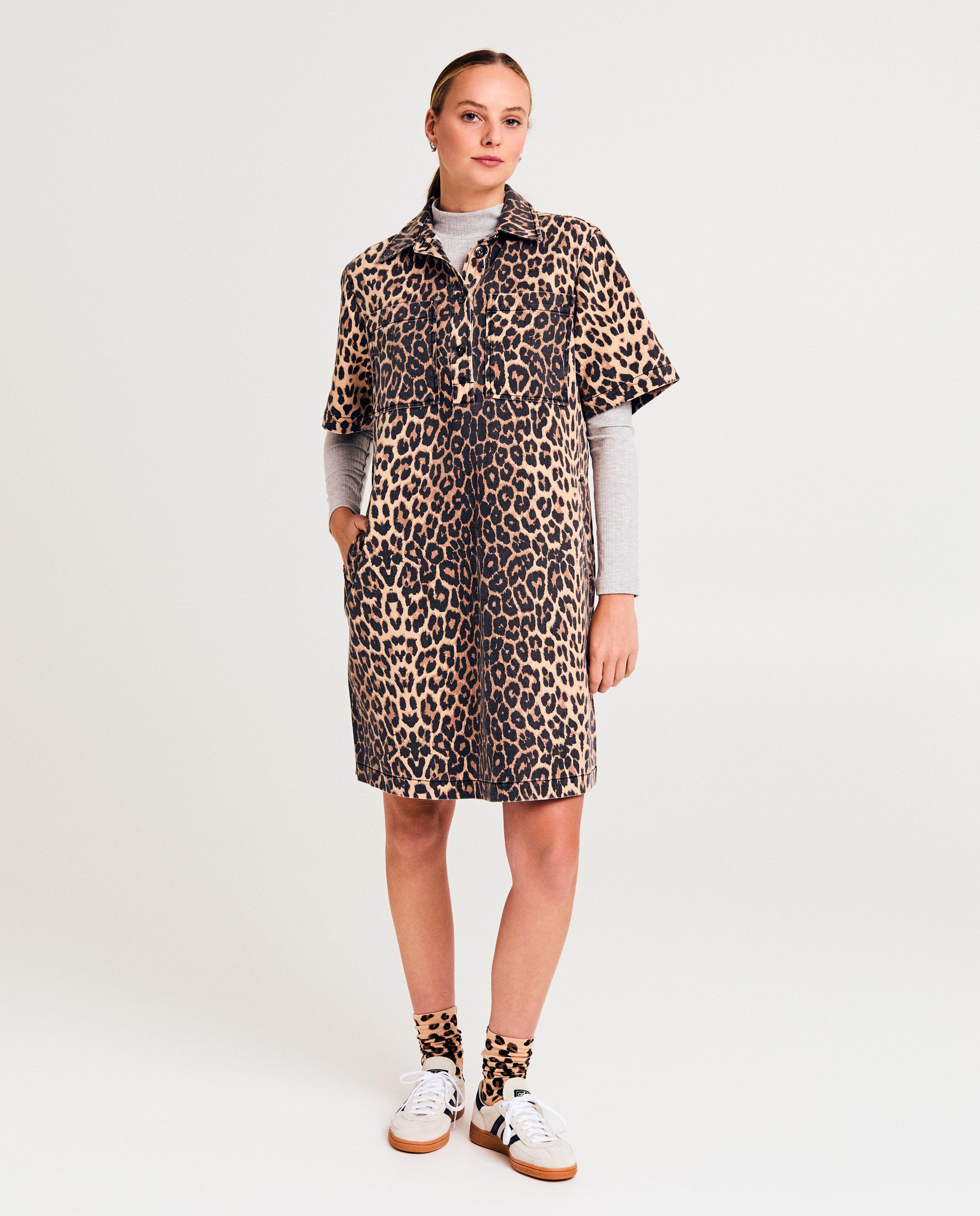 Sora Klänning med leopardmönster brun
