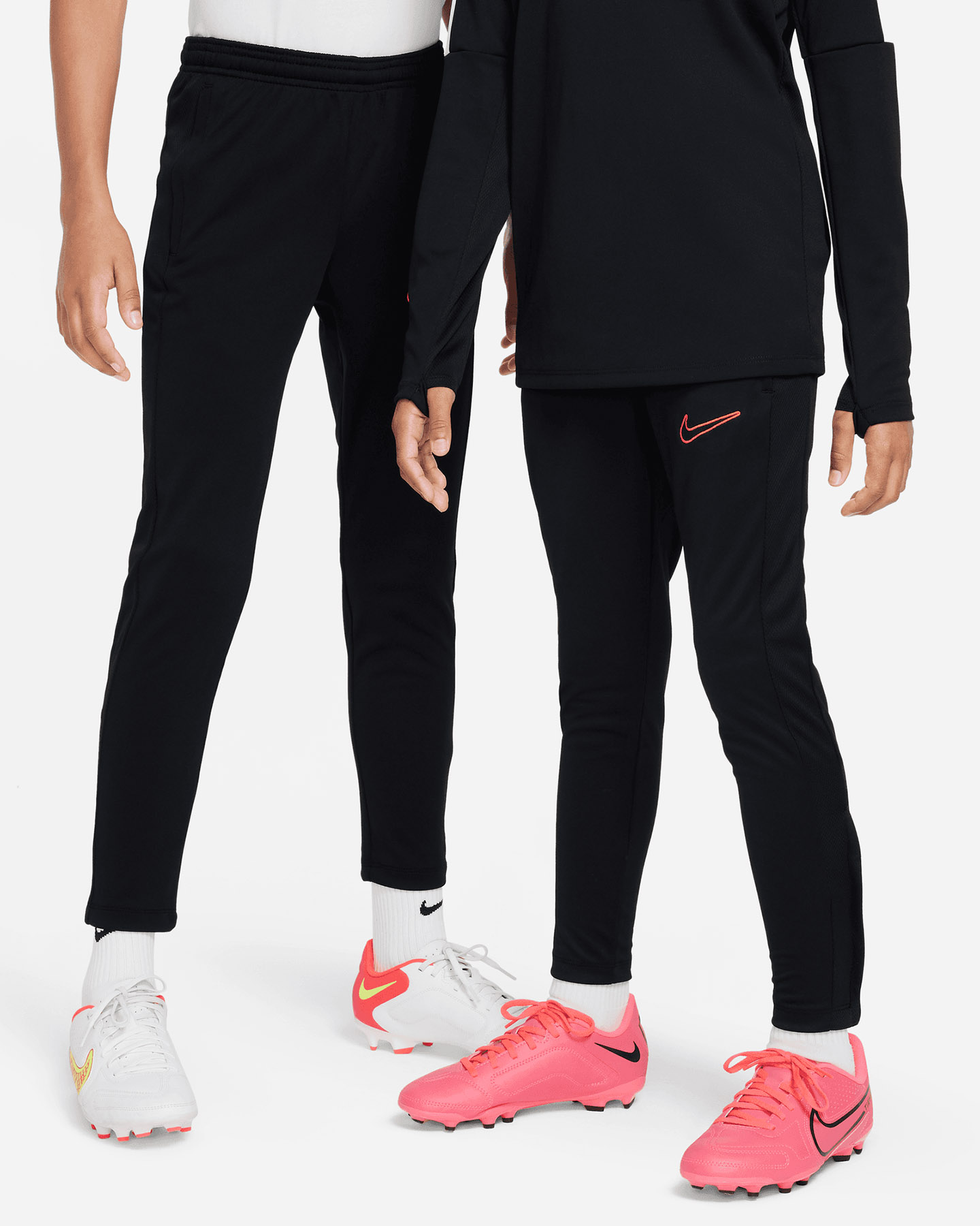 Futbalové šortky Nike Academy 23 Kpz Jr DX5490-014