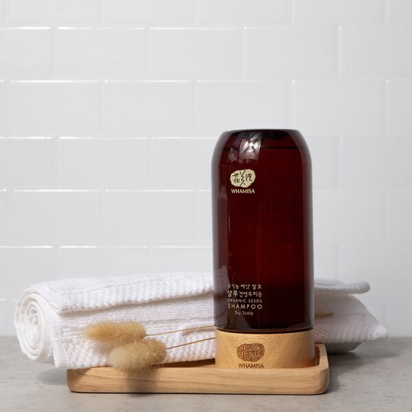 WHAMISA Organic Seeds Dry Scalp Shampoo