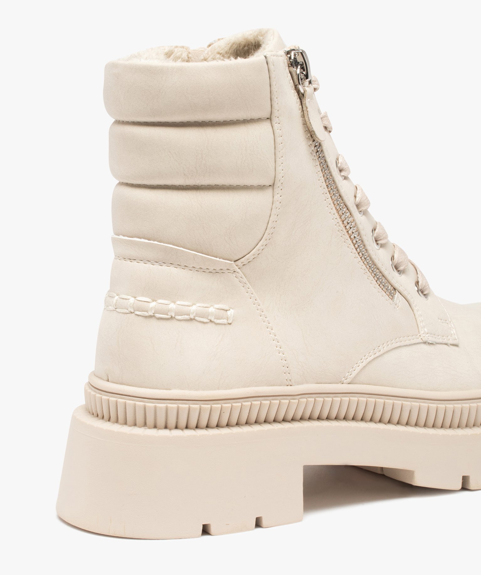 Boots femme unies avec intérieur fourré et à semelle cran... beige | GEMO
