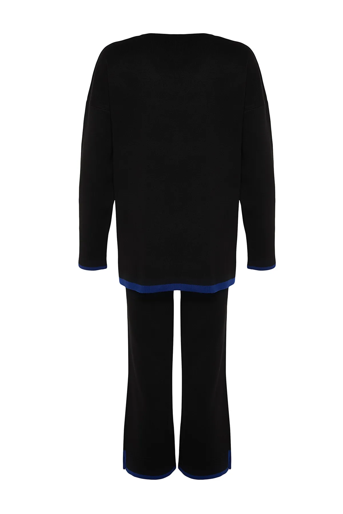 Trendyol Collection  Schwarzes, weit geschnittenes Strickoberteil und -unterteil in Kontrastfarbe TWOAW24AU00062