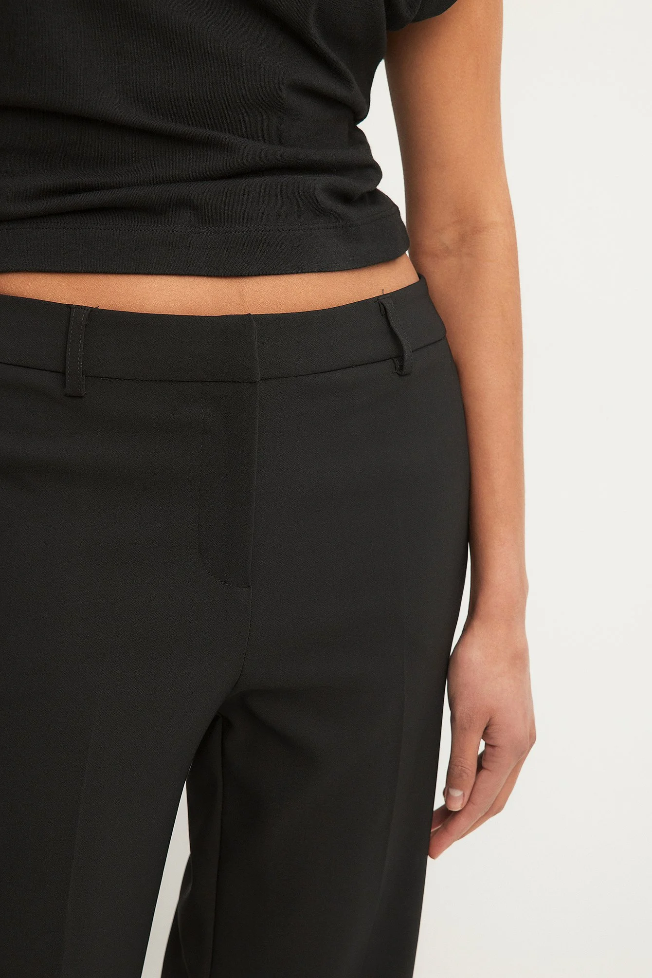 Gerade Anzughose mit niedriger Taille