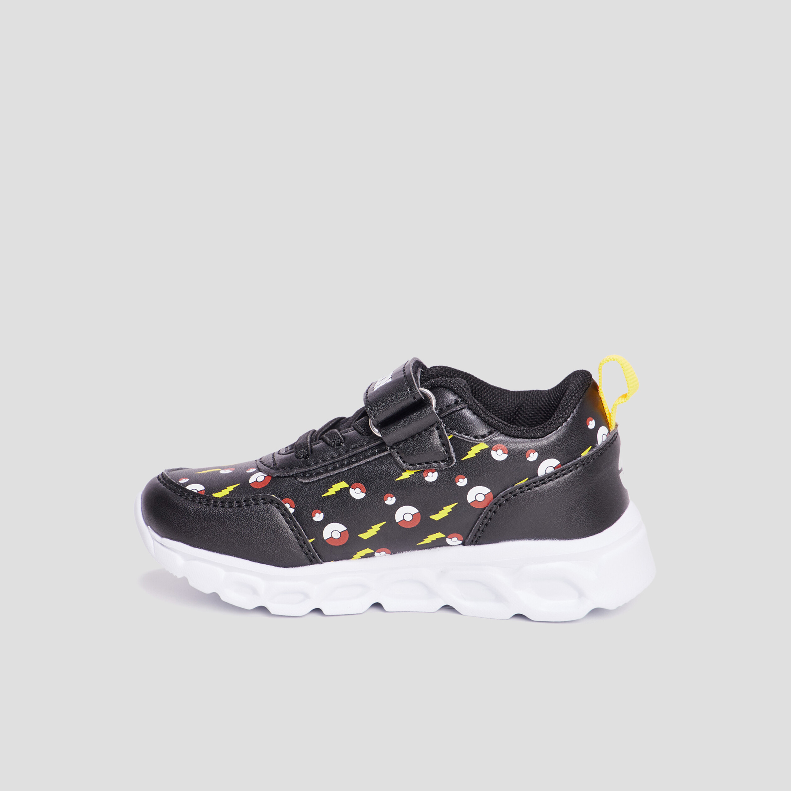 Baskets running Pokémon Pikachu noir garçon | La Halle