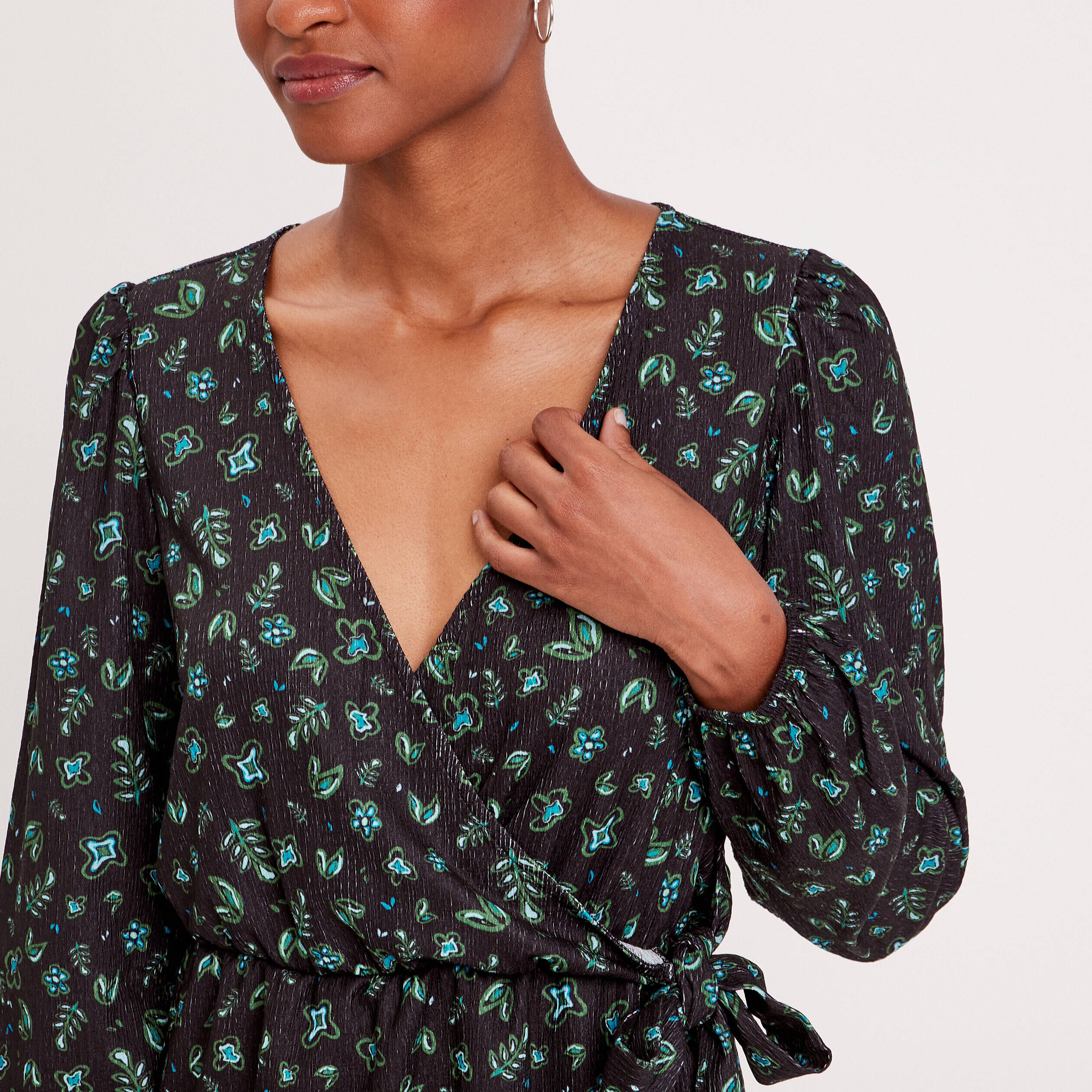 Robe évasée col cache-coeur noir femme | Cache Cache