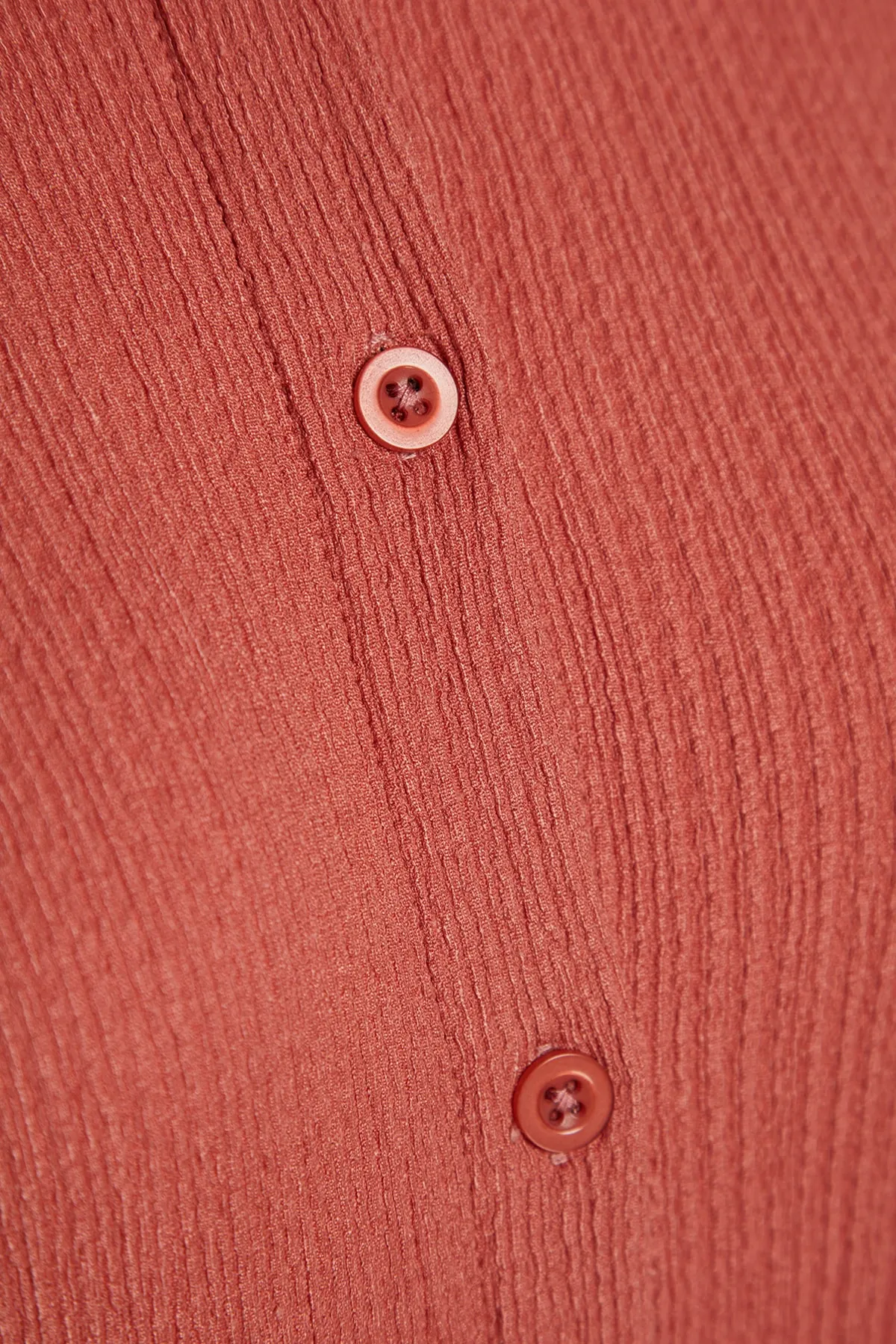 Trendyol Modest  Strickset aus Tunika und Rock in Zimt-Crinkle-Optik TCTSS23US00054