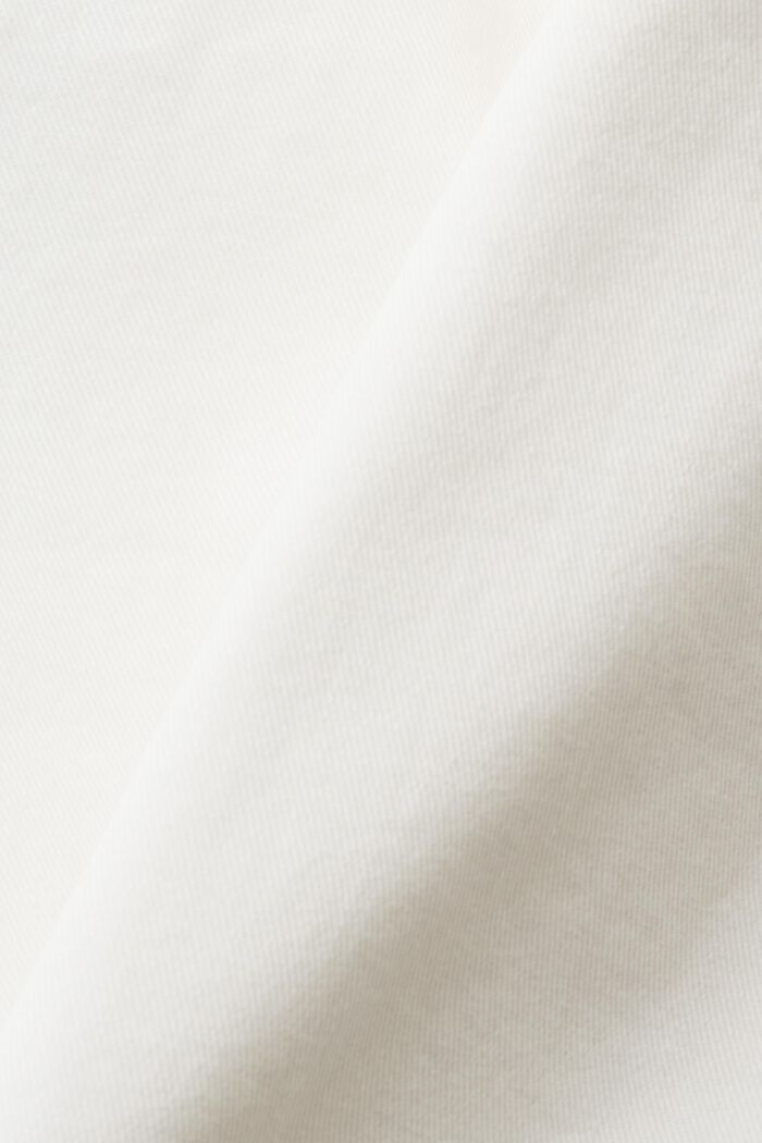 Verkürzte Jeans mit geradem Bein