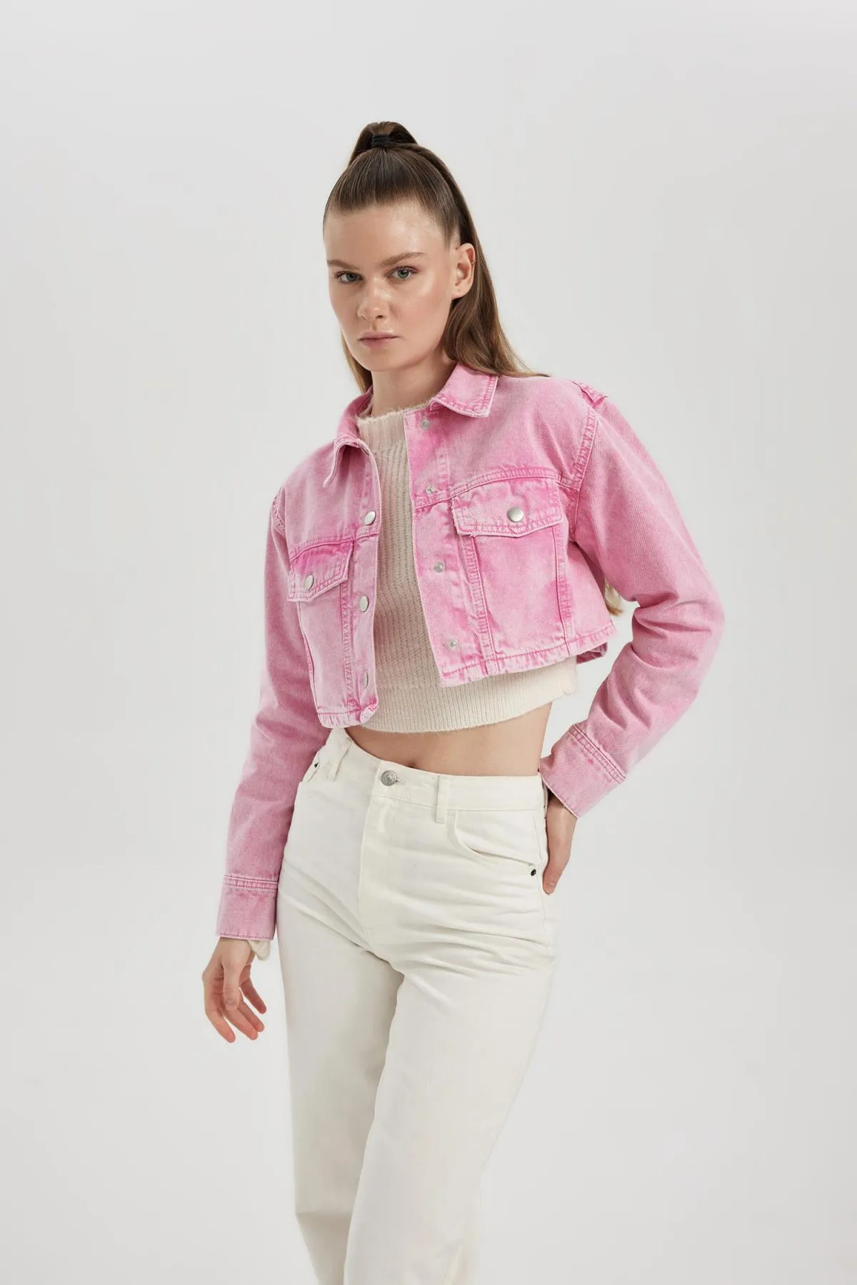 DeFacto  Oversize-Fit-Hemdjacke aus Gabardine in Rosa B4208ax23au