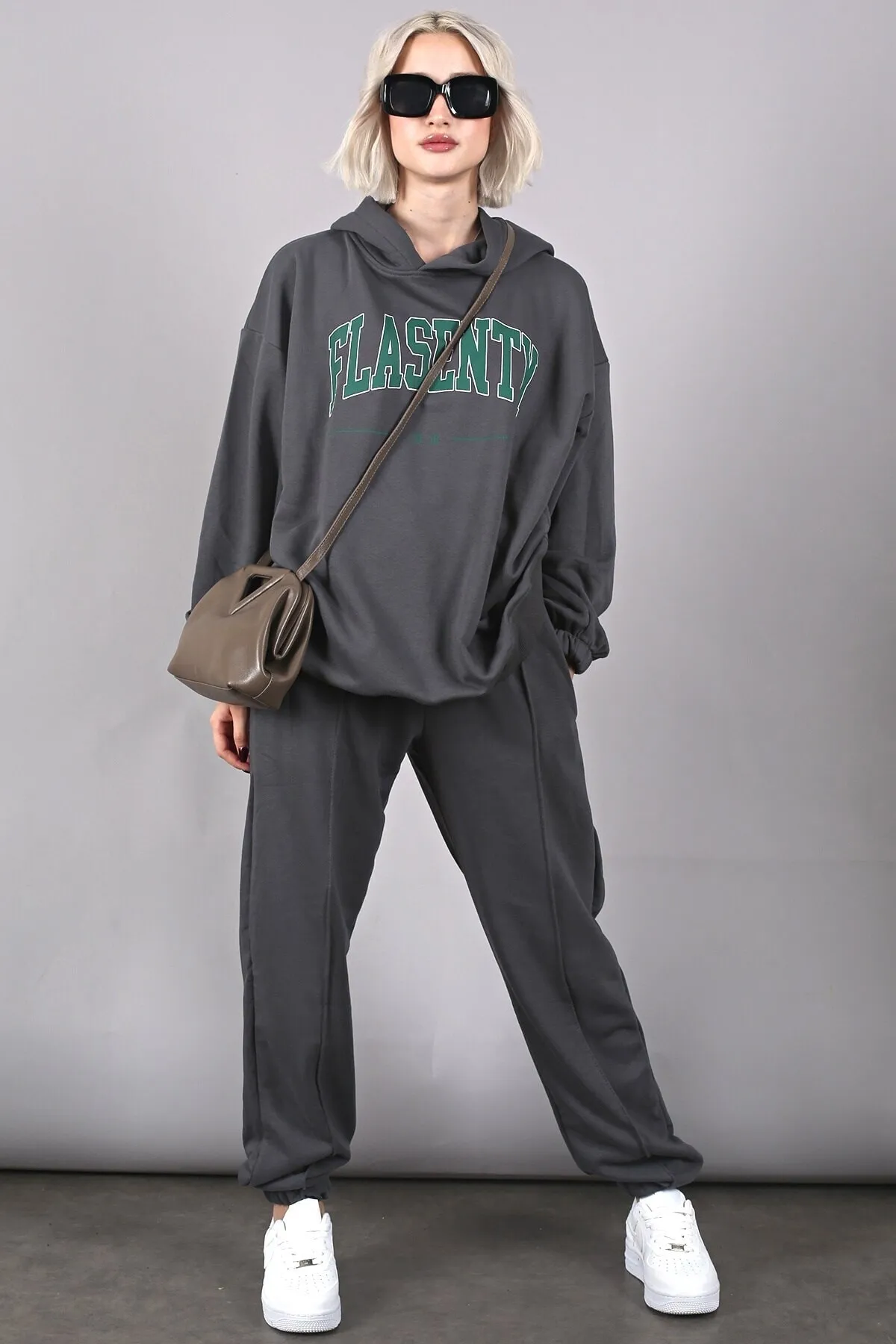 Madmext  Trainingsanzug - Grau - Relaxed Fit