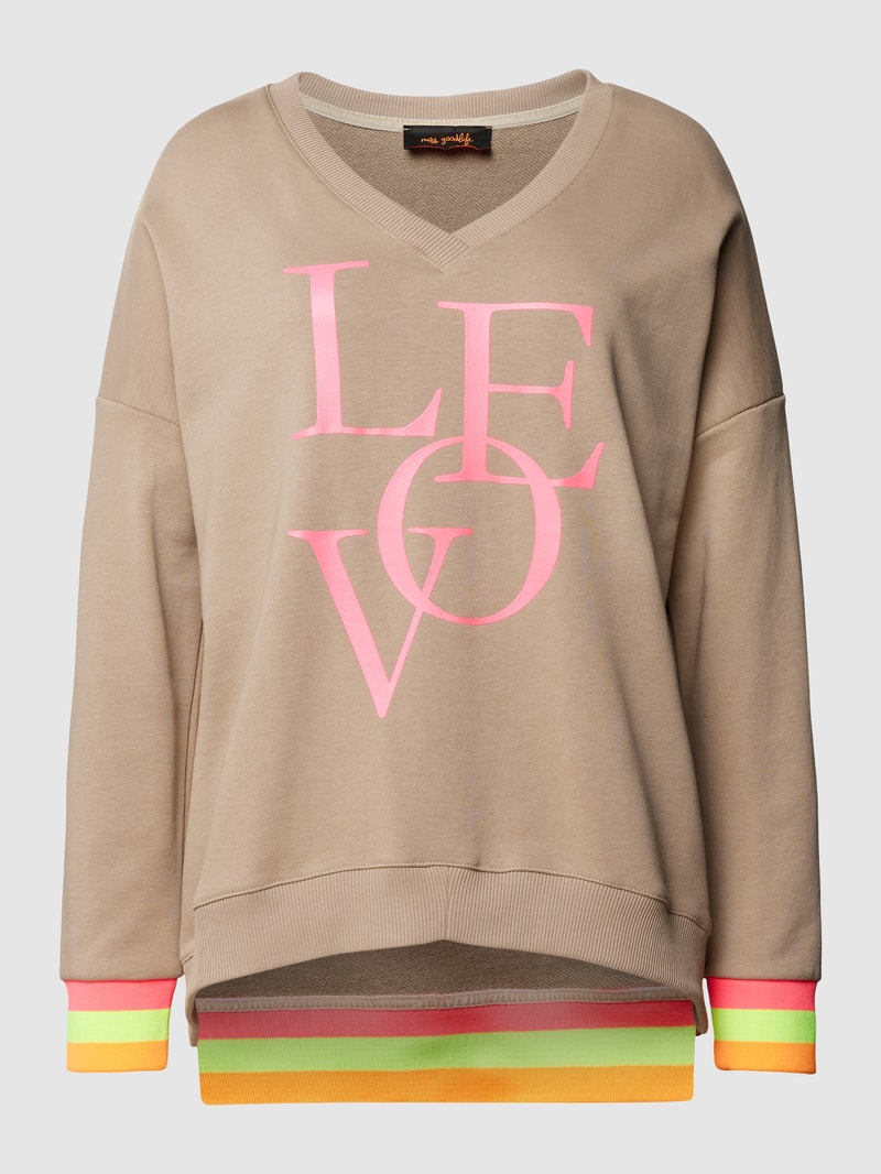 Sweatshirt mit Statement-Print Modell 'LOVE' in sand