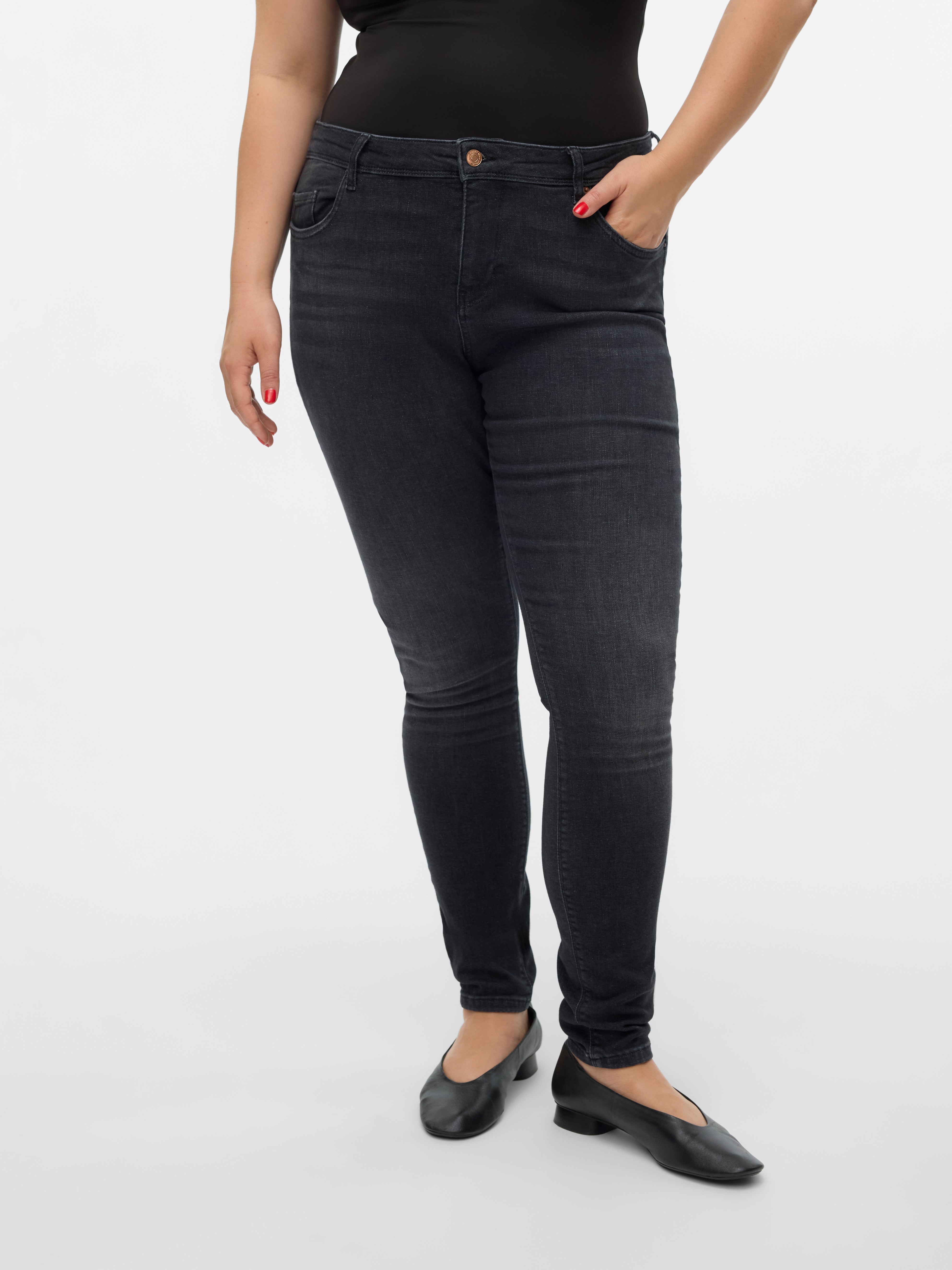 VMLUX Mid Rise Slim Fit Jeans