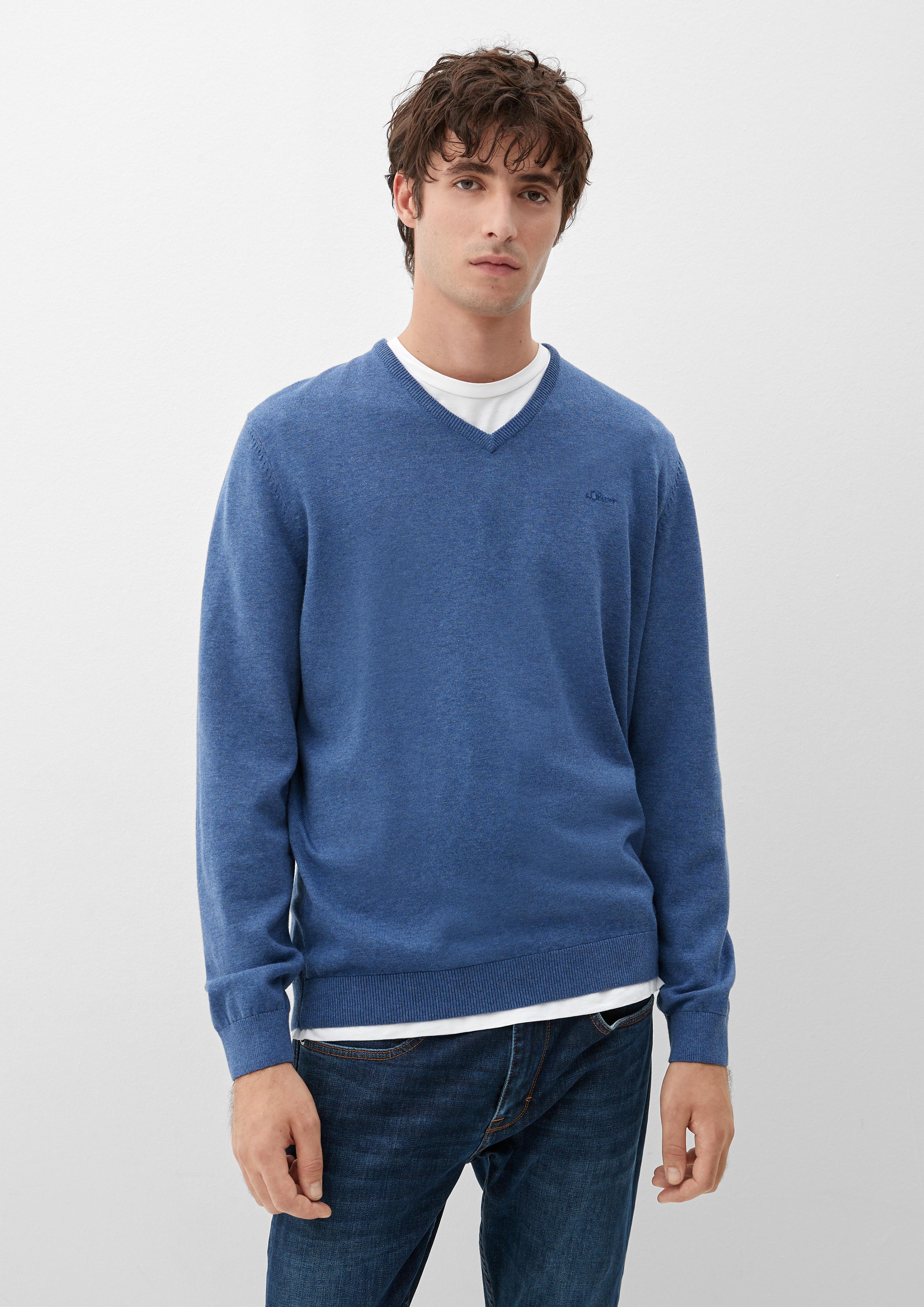 Feinstrickpulli mit V-Ausschnitt  03.899.61.7623-57W1