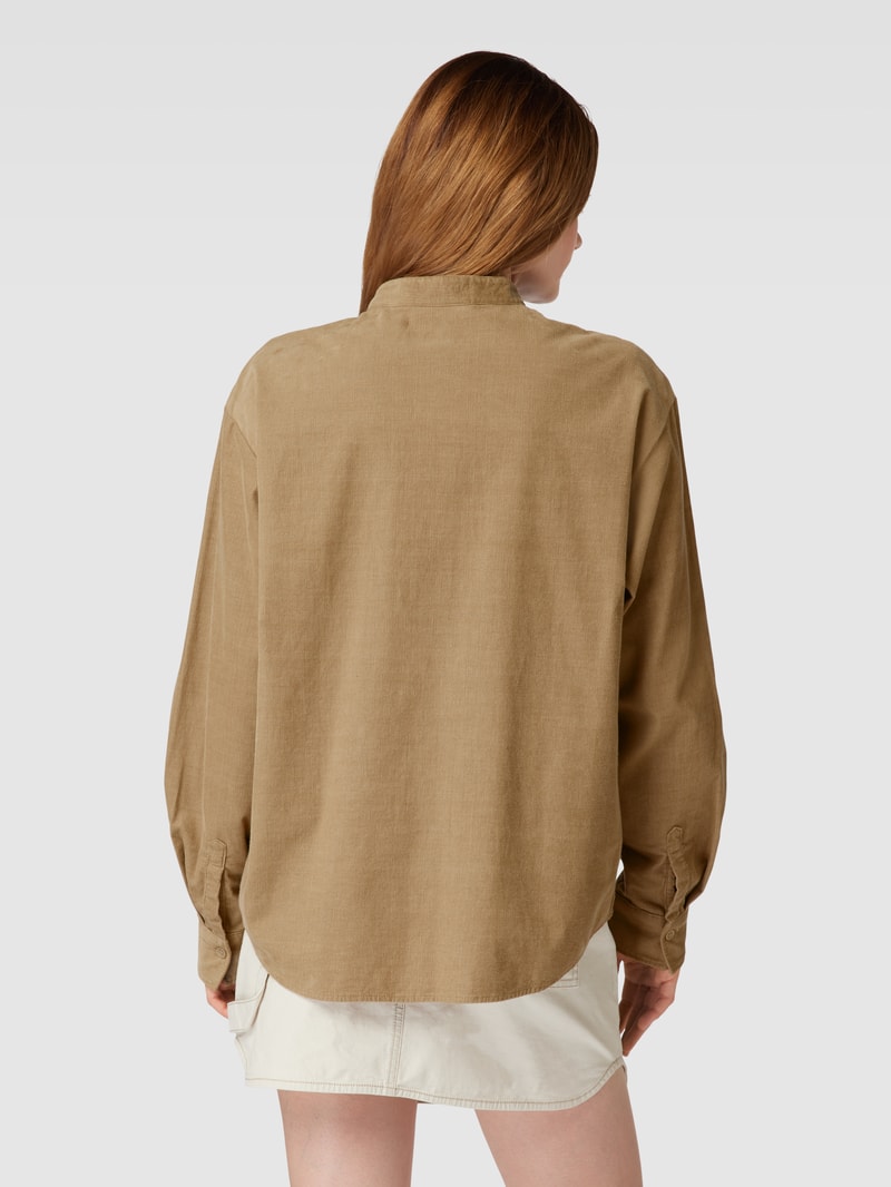Hemdbluse mit Stehkragen in beige