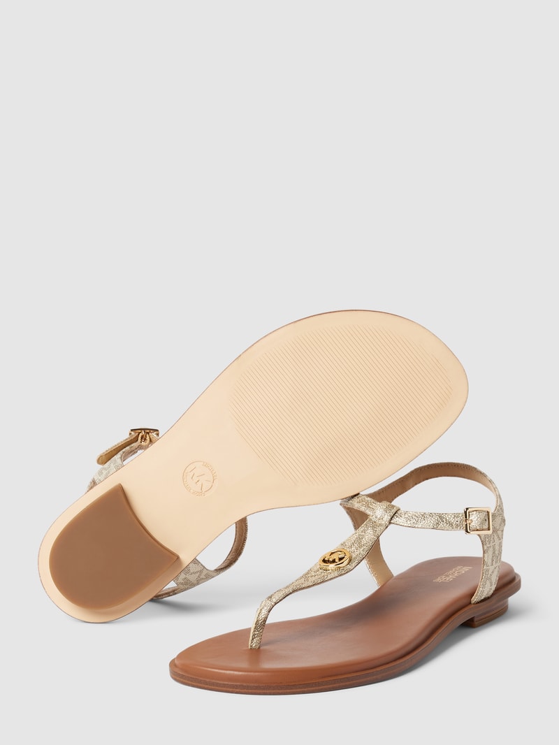 Zehentrenner mit Label-Applikation in gold