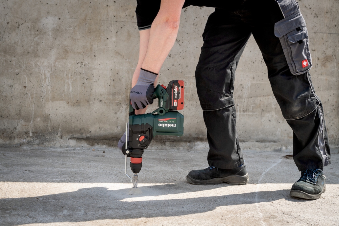 Metabo 601715840 KH 18 LTX BL 28 Q Akku-Kombinationshammer SDS-Plus 18V (ohne Akkus und Ladegerät) 601715840