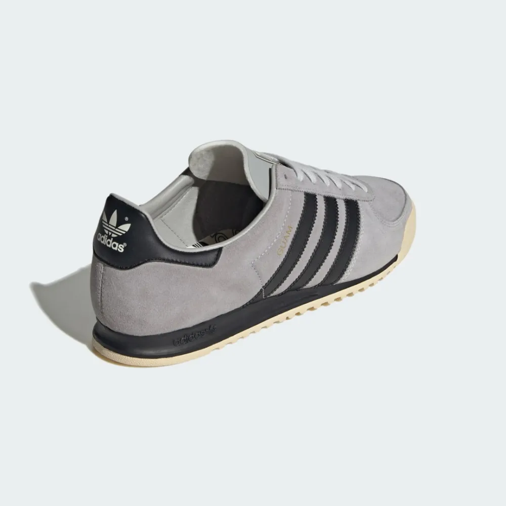 adidas Guam Light Onix IG6181 / grau