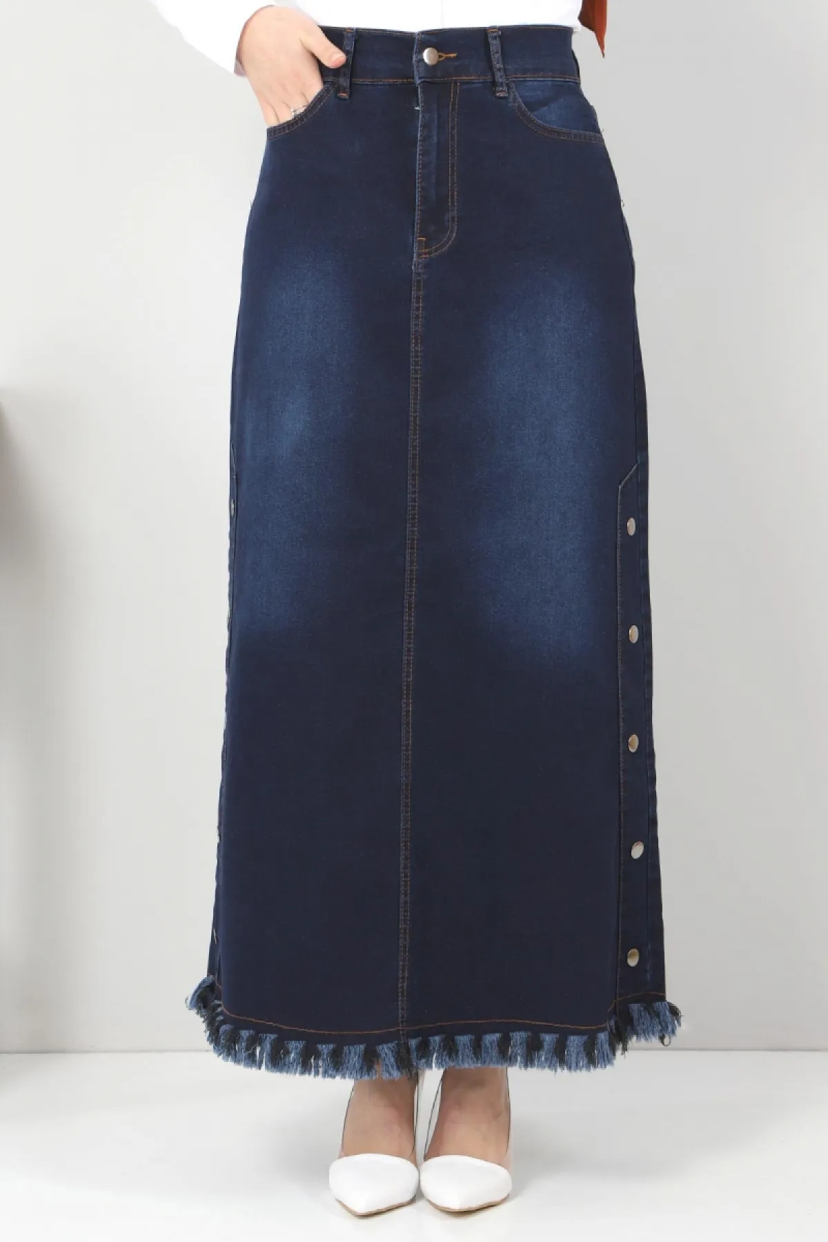 Tesettür Dünyası  Jeansrock mit ausgestellten Seiten Tsd22019 Dunkelblau