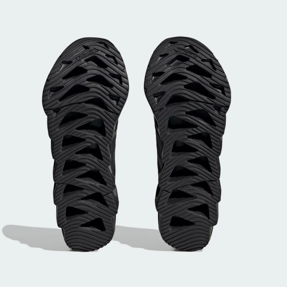 adidas Switch FWD ID1779 / schwarz
