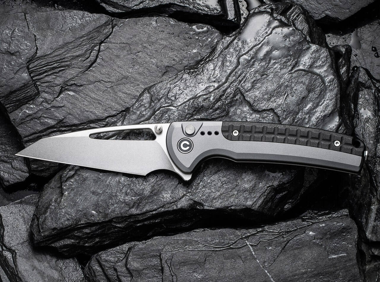Sentinel Strike Aluminum Grey & Black