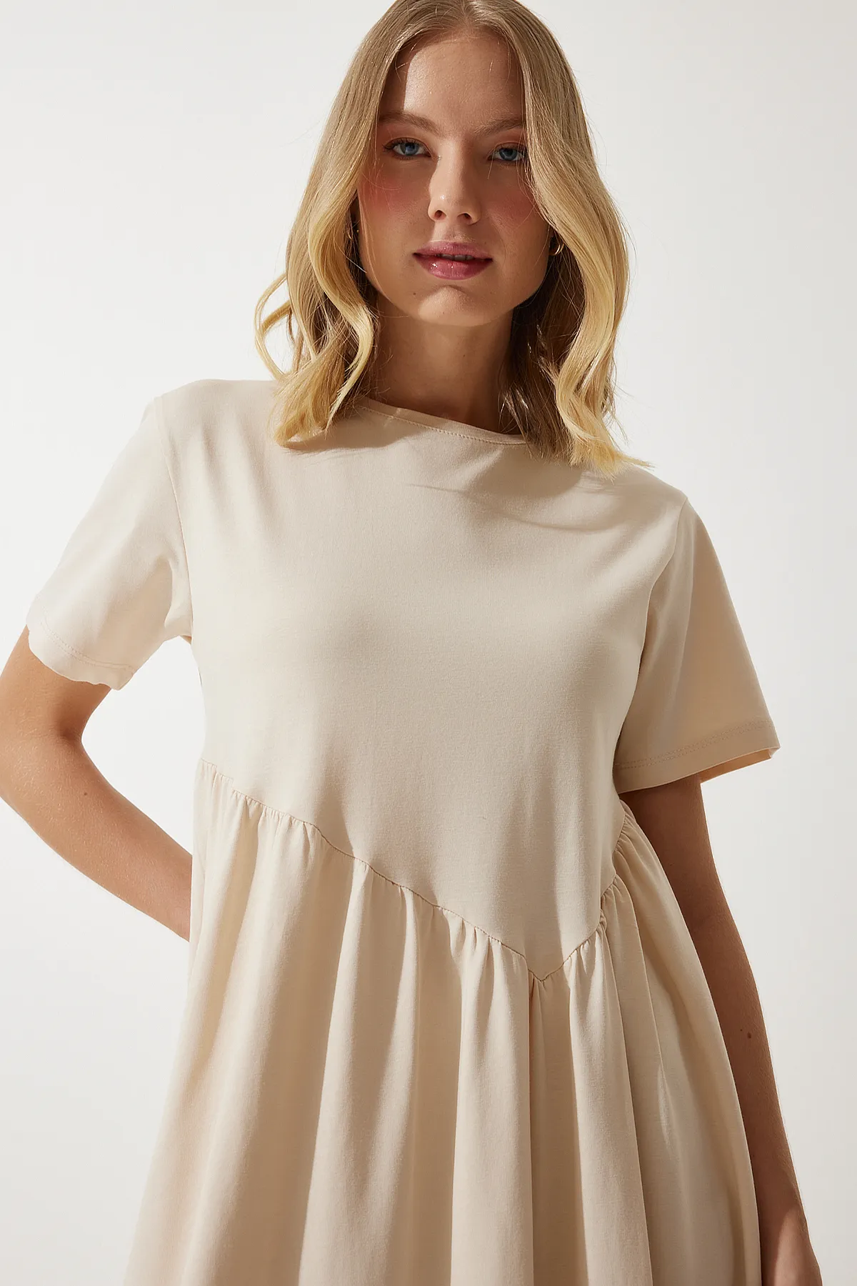 Happiness İstanbul  Damen-Vanilla-gerafftes langes Strickkleid MC00272