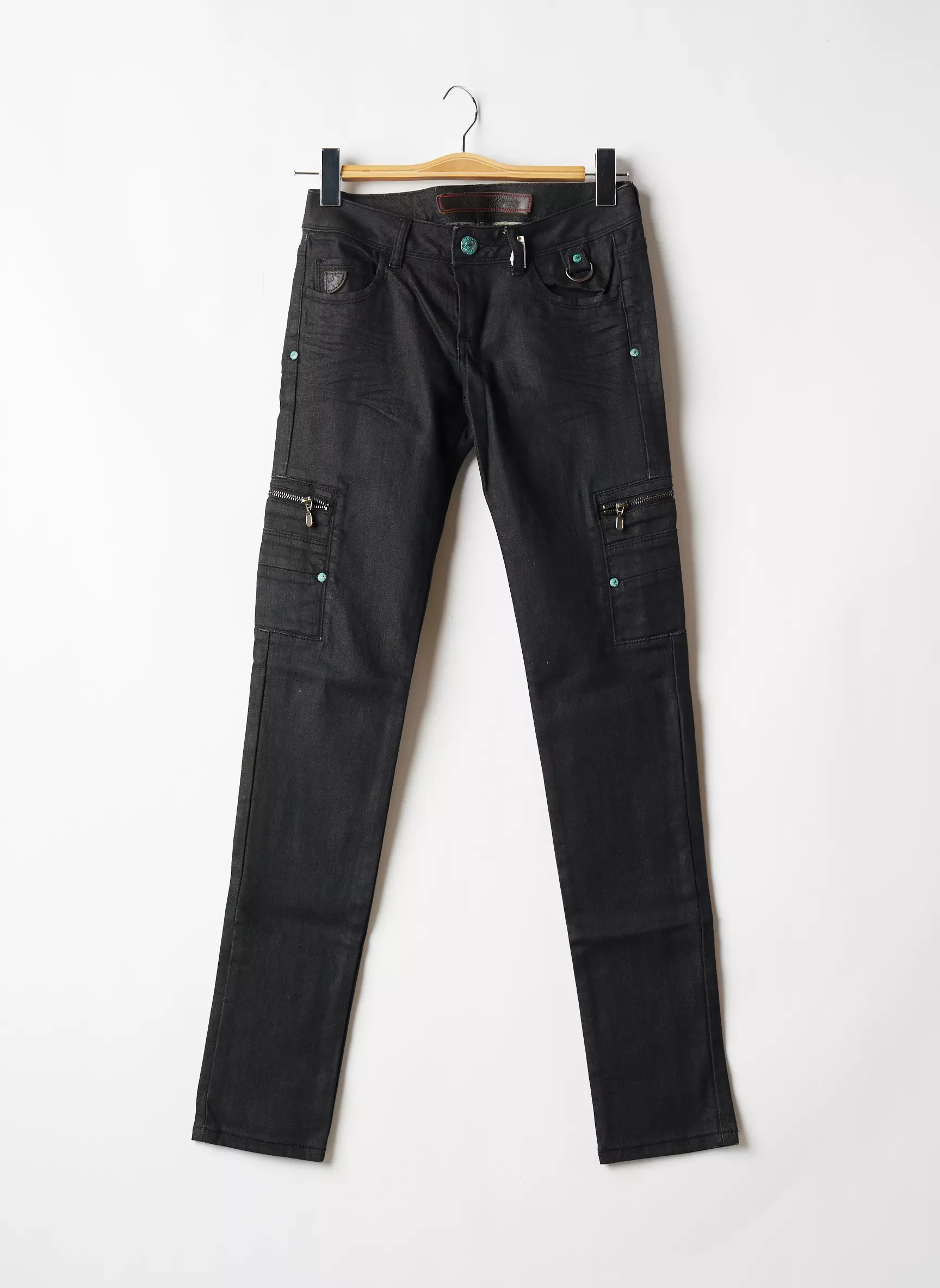Lois Jeans Coupe Slim Femme couleur noir
