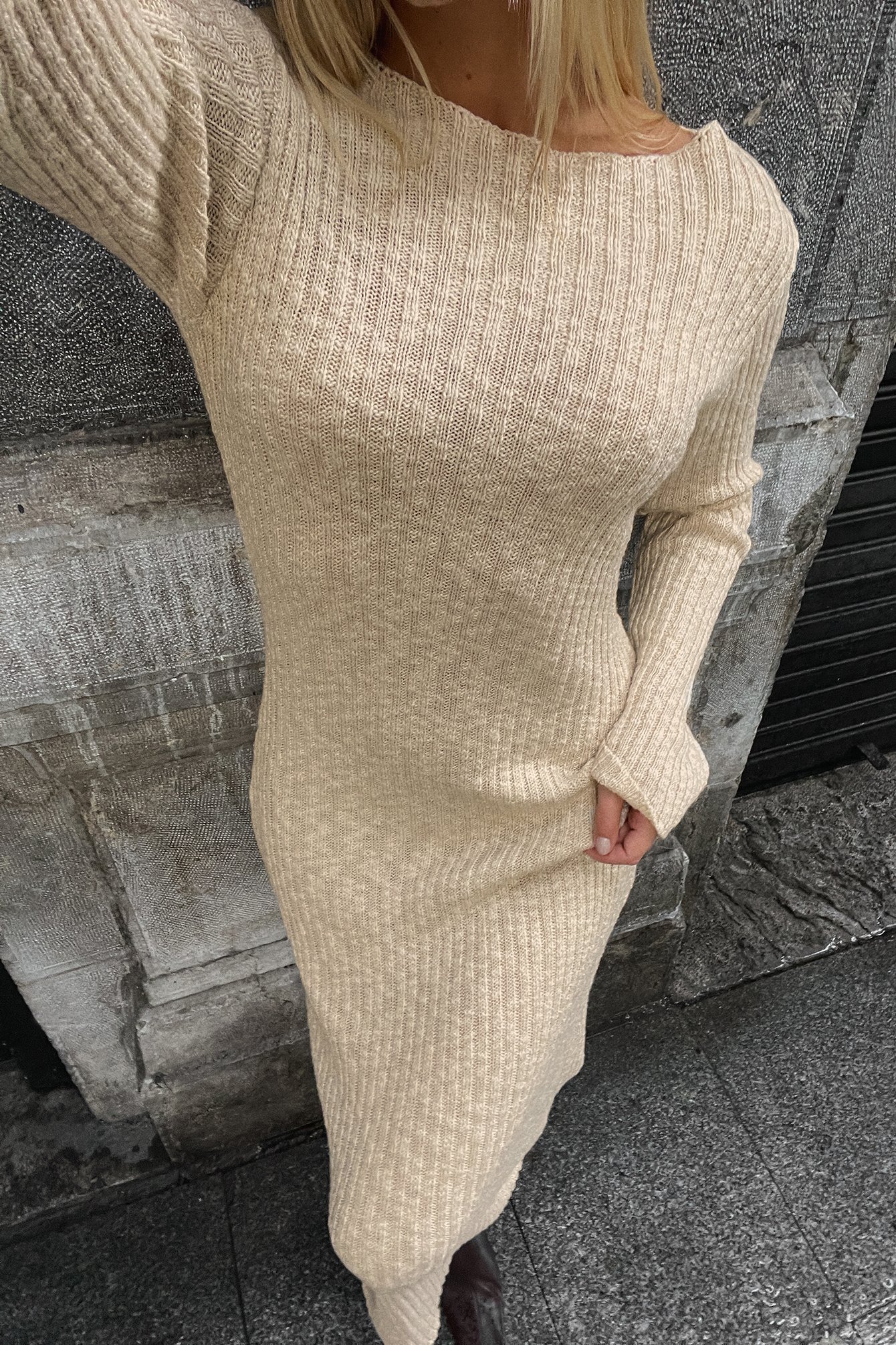 Maxistrickkleid mit Rundhalsausschnitt