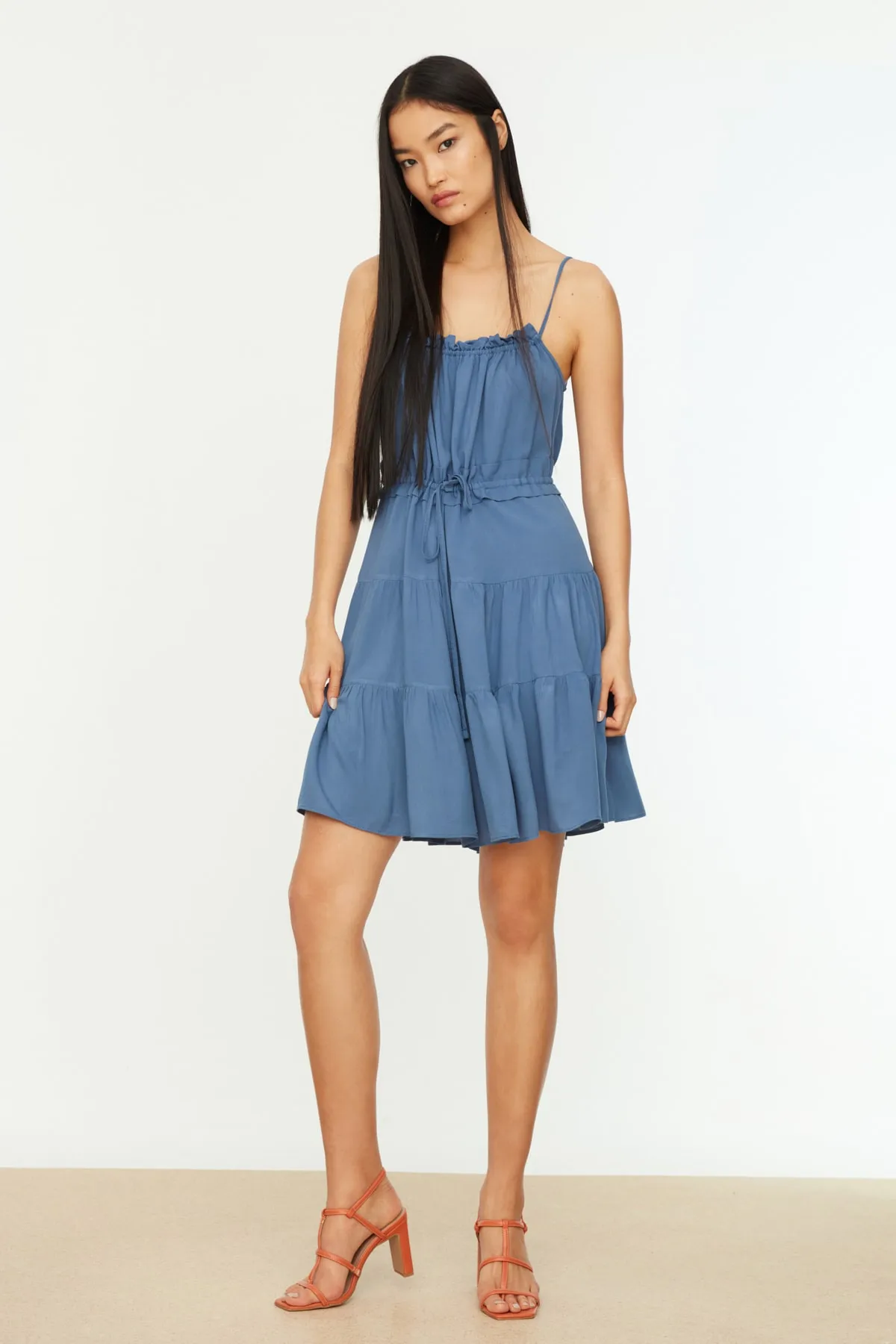 Trendyol Collection  Indigoblaues Mini-Kleid mit geraffter Taille, gewebt, gerafft, TWOSS20EL2679