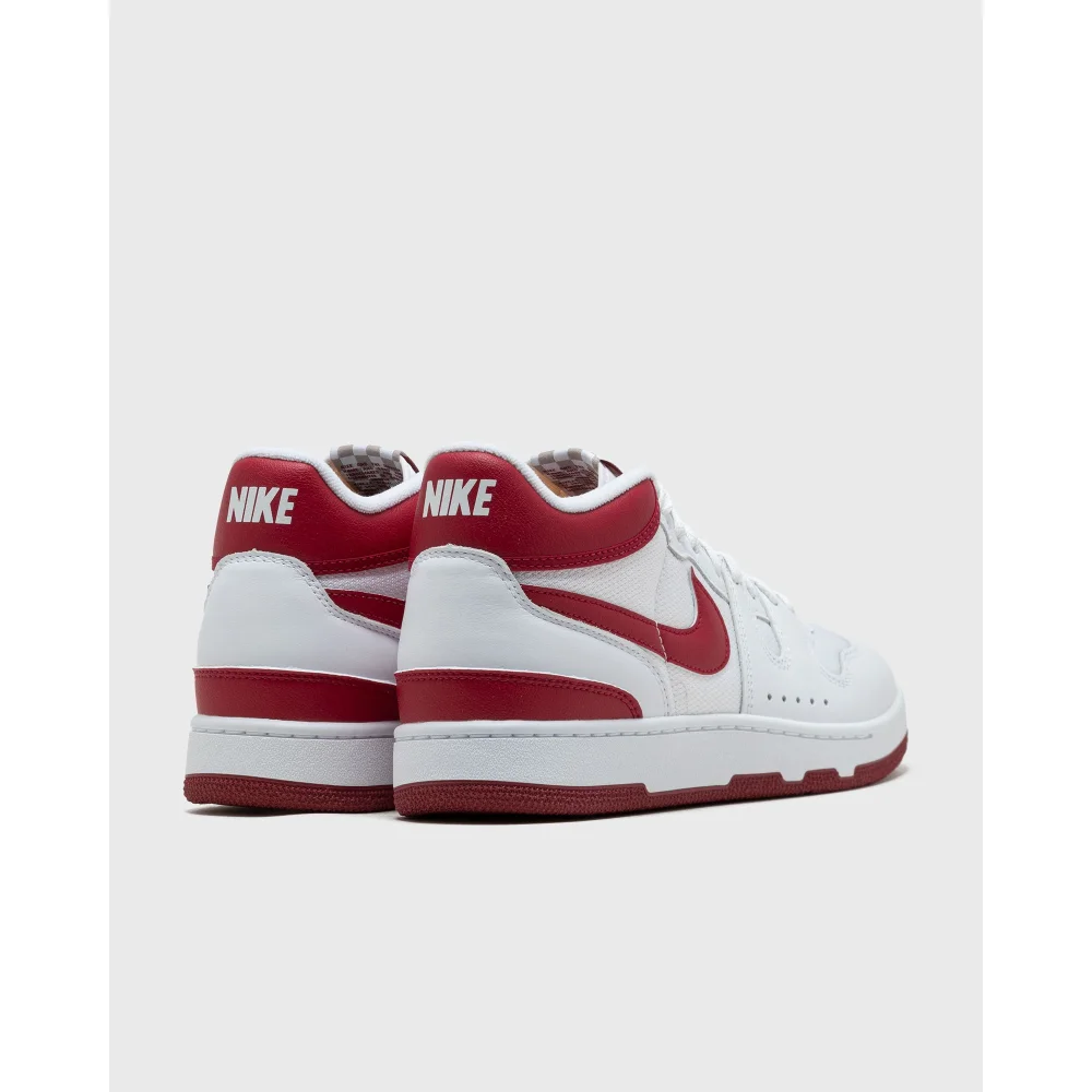 Nike Attack Mac SP QS FB8938-100 / weiss