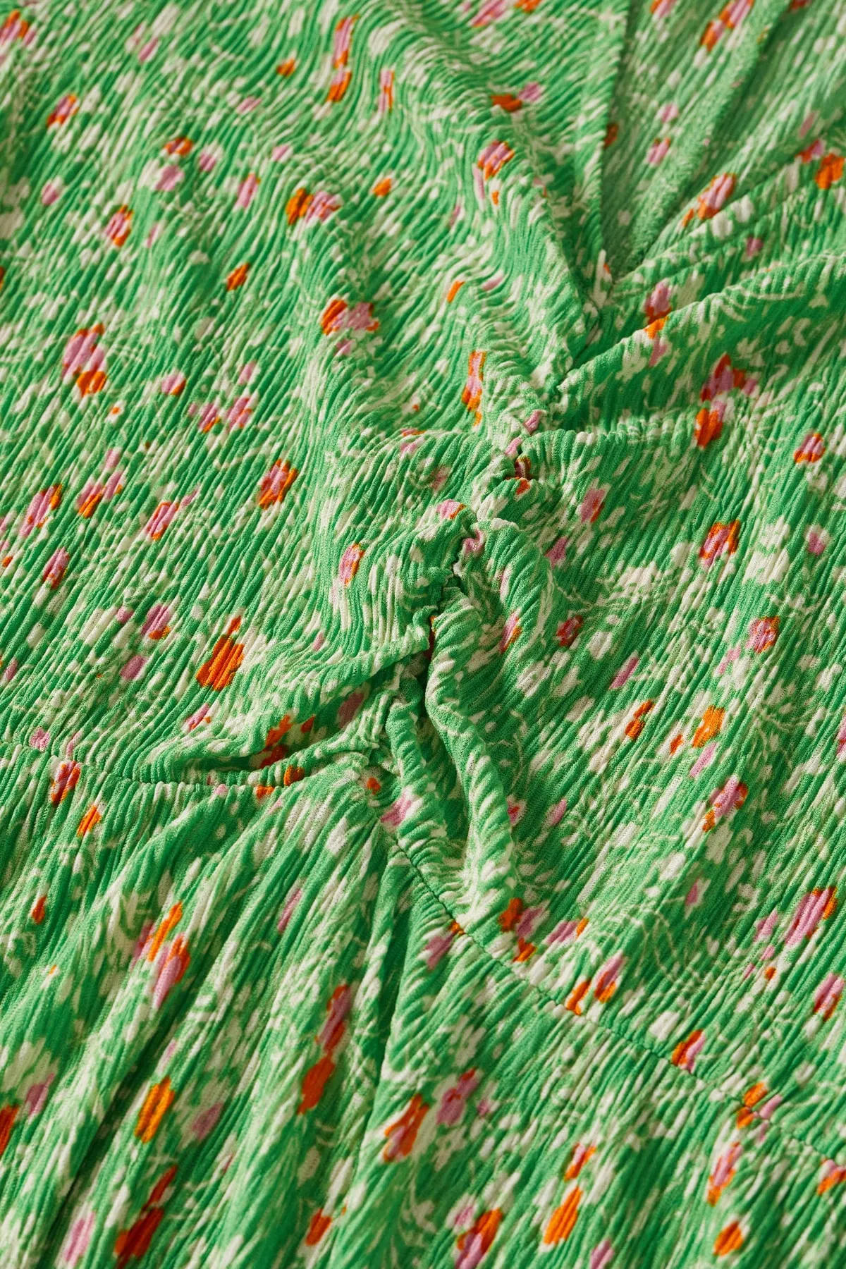MANGO  Grünes Damenkleid 37040357