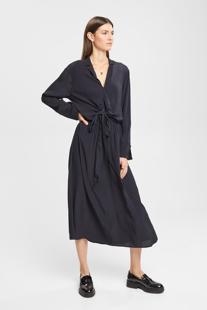 Midikleid mit Bindedetail
