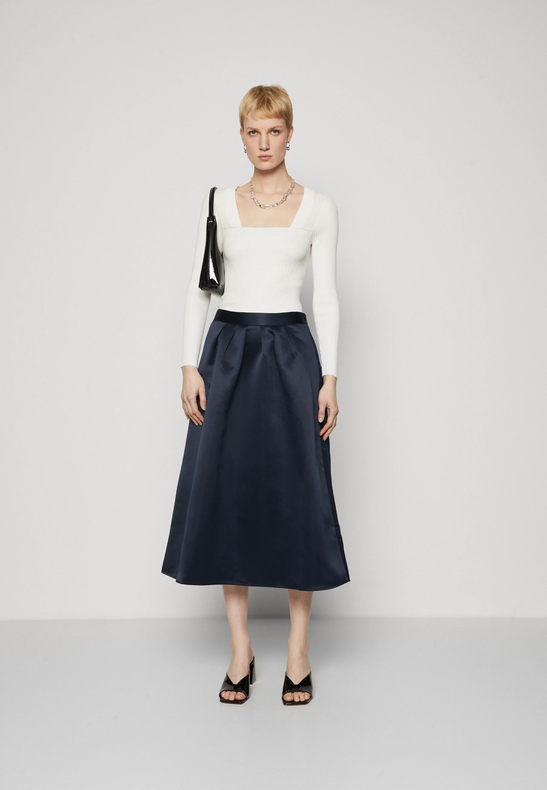 Falda VMMORA de Vero Moda Tall - Falda de corte A