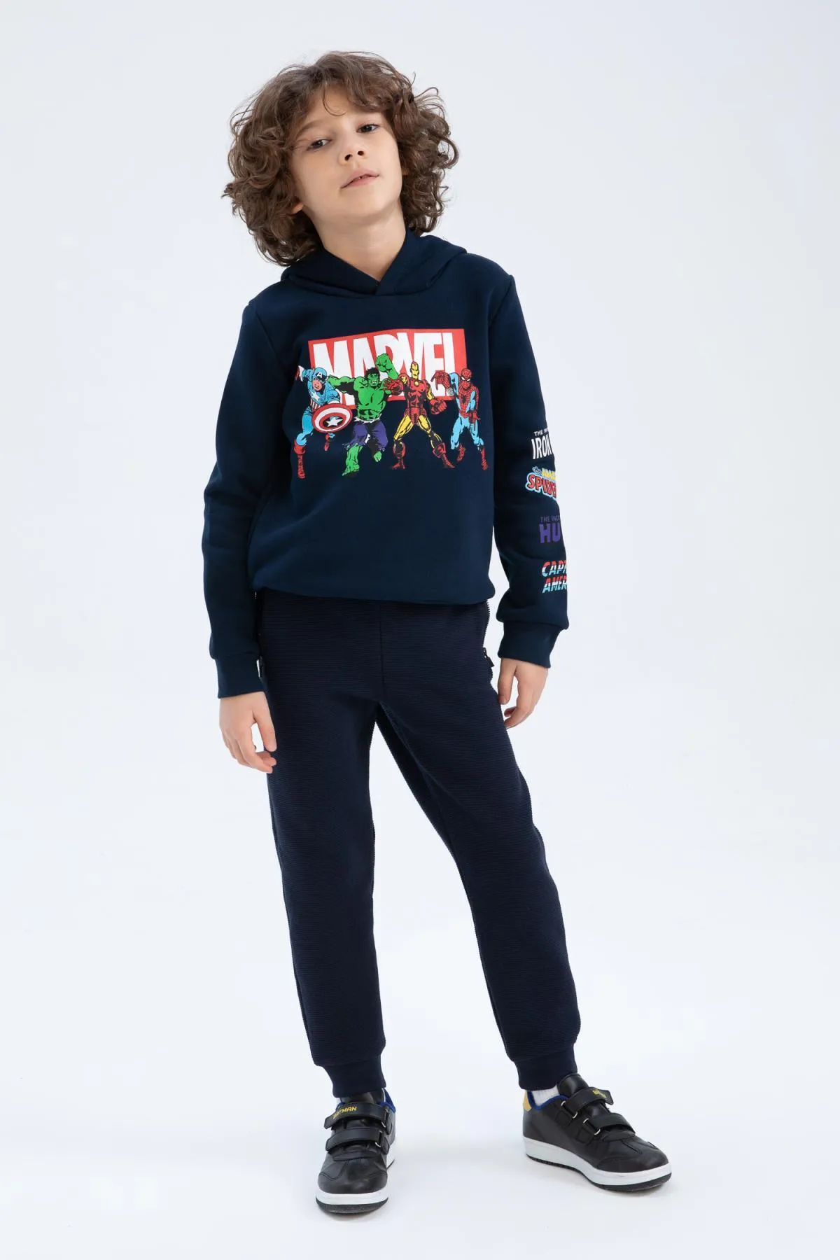 DeFacto  Marvel-Kapuzenpullover für Jungen