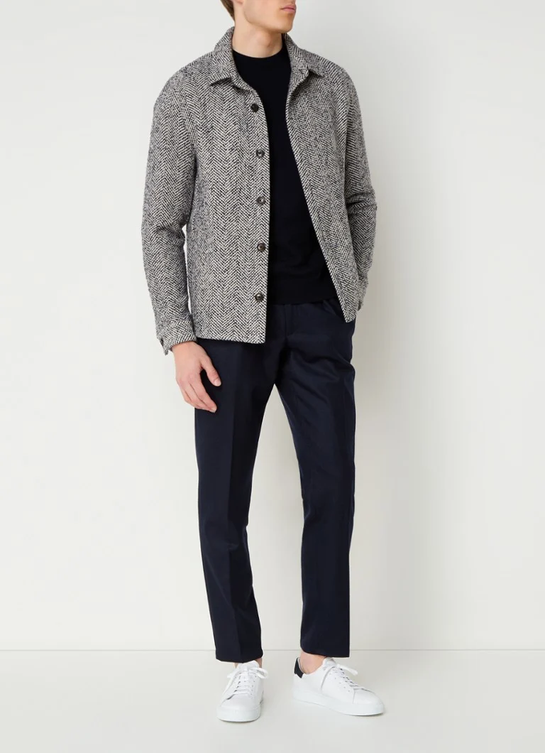 Camicia Profuomo dalla vestibilità classica in misto lana con motivo a spina di pesce.