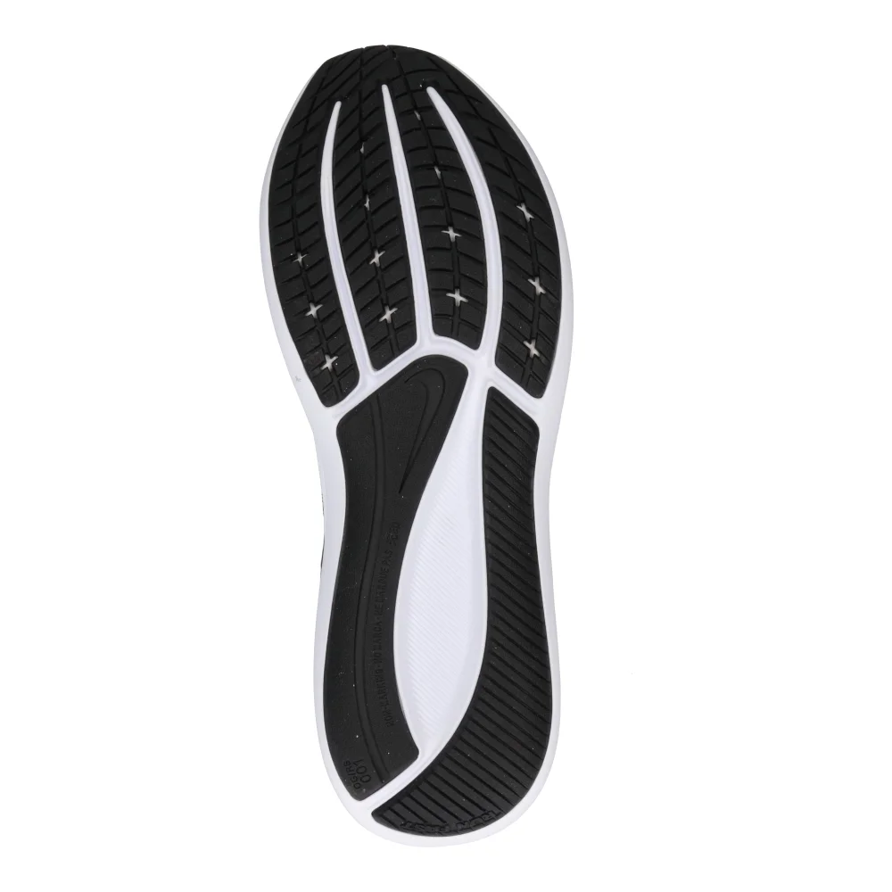 Nike Star Runner 3 DA2776-002 / schwarz