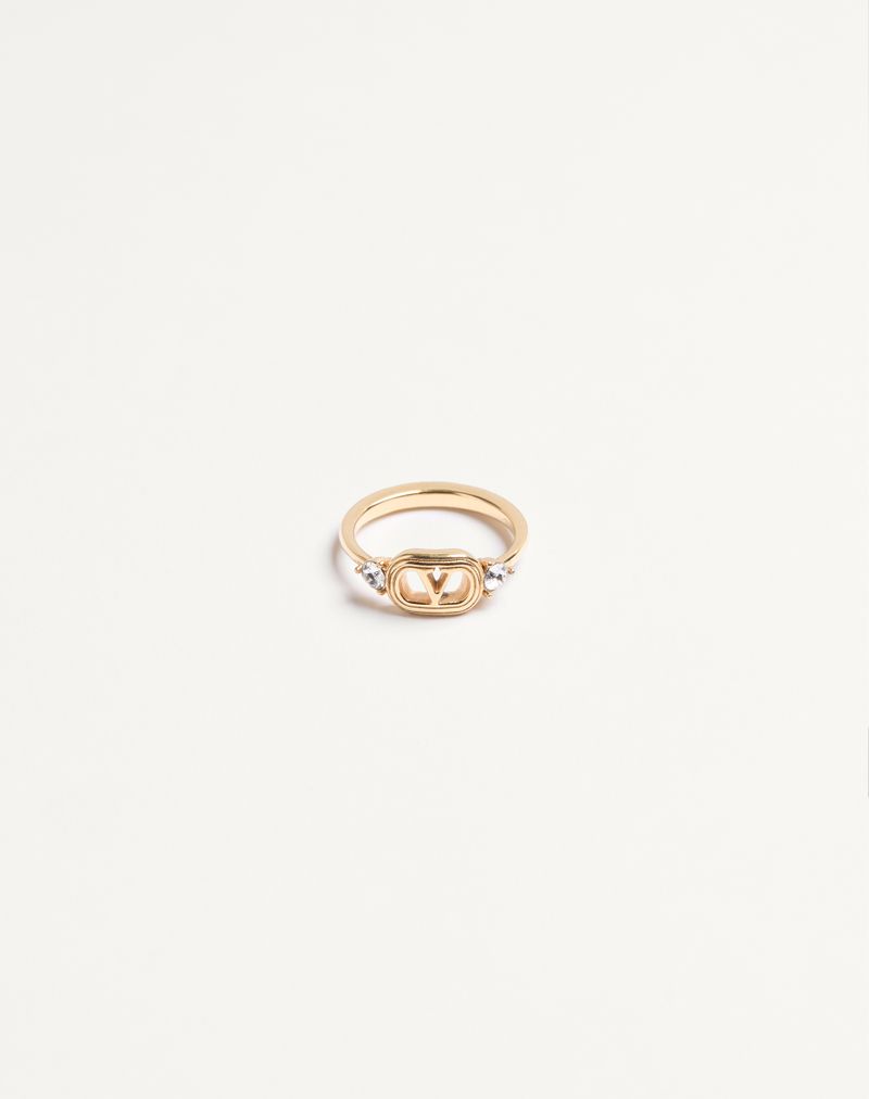 Ovalet ring i metal og Swarovski® krystaller