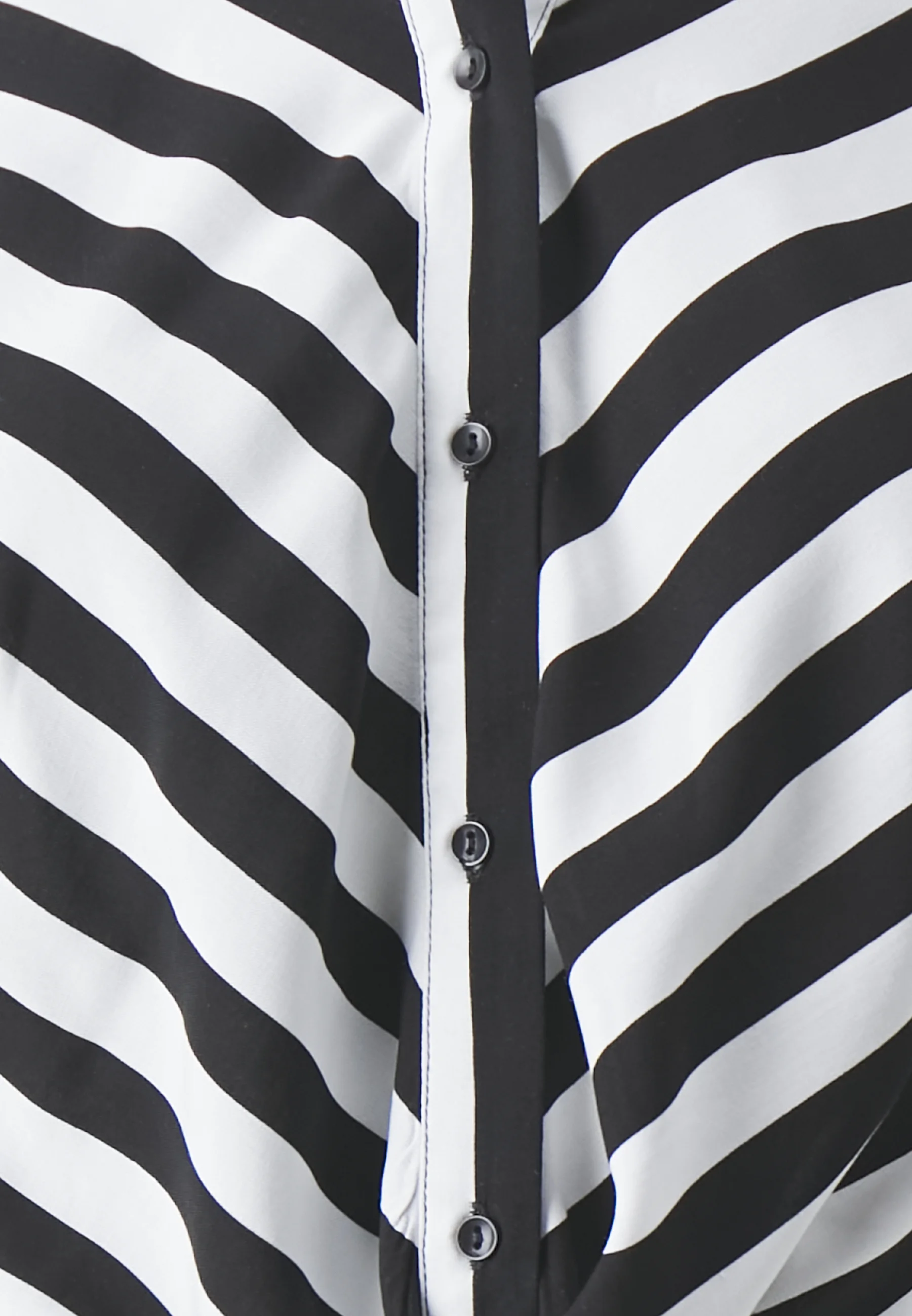 NUDO YAS YASSAVANNA - Camisa