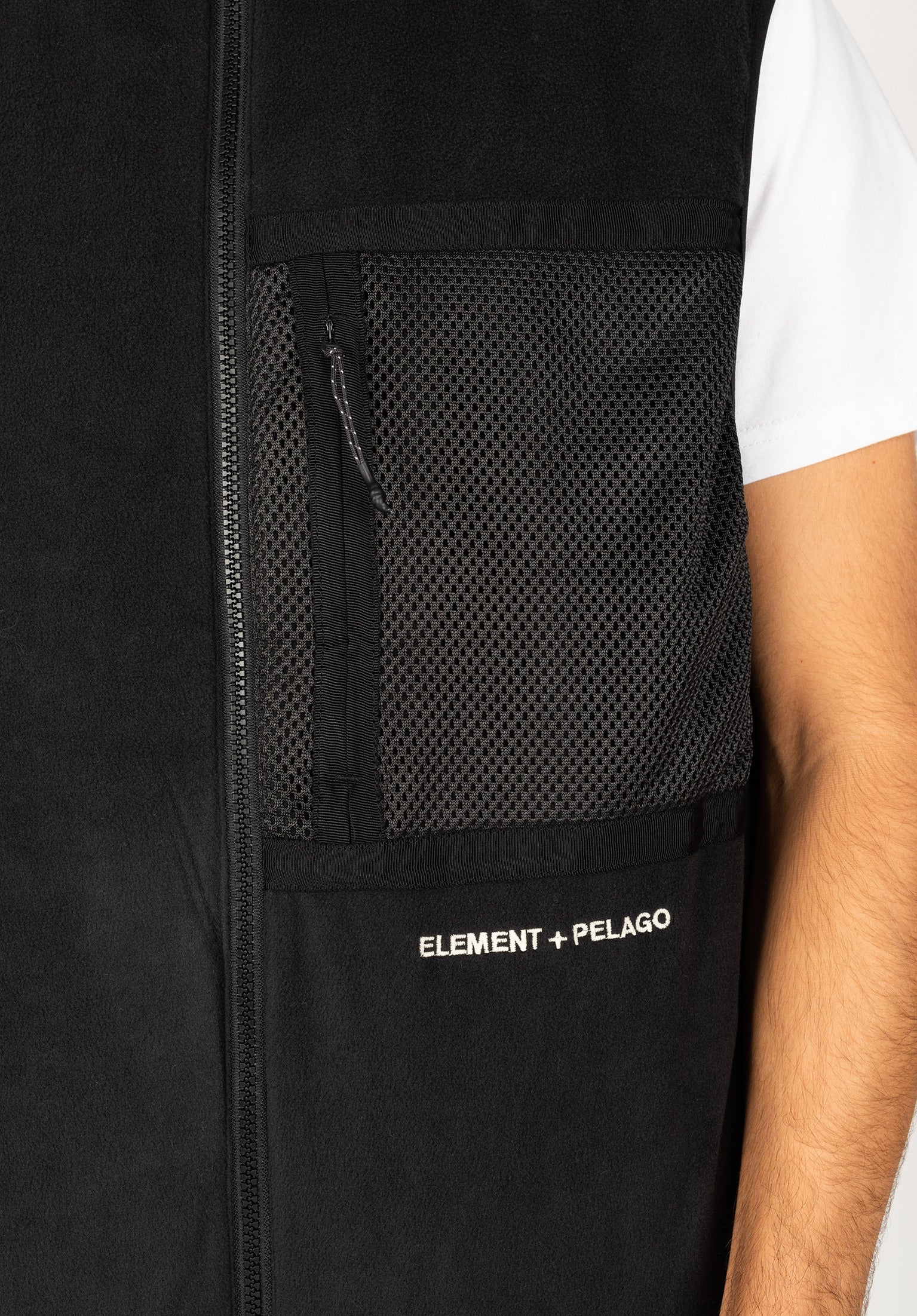 x Pelago Vest