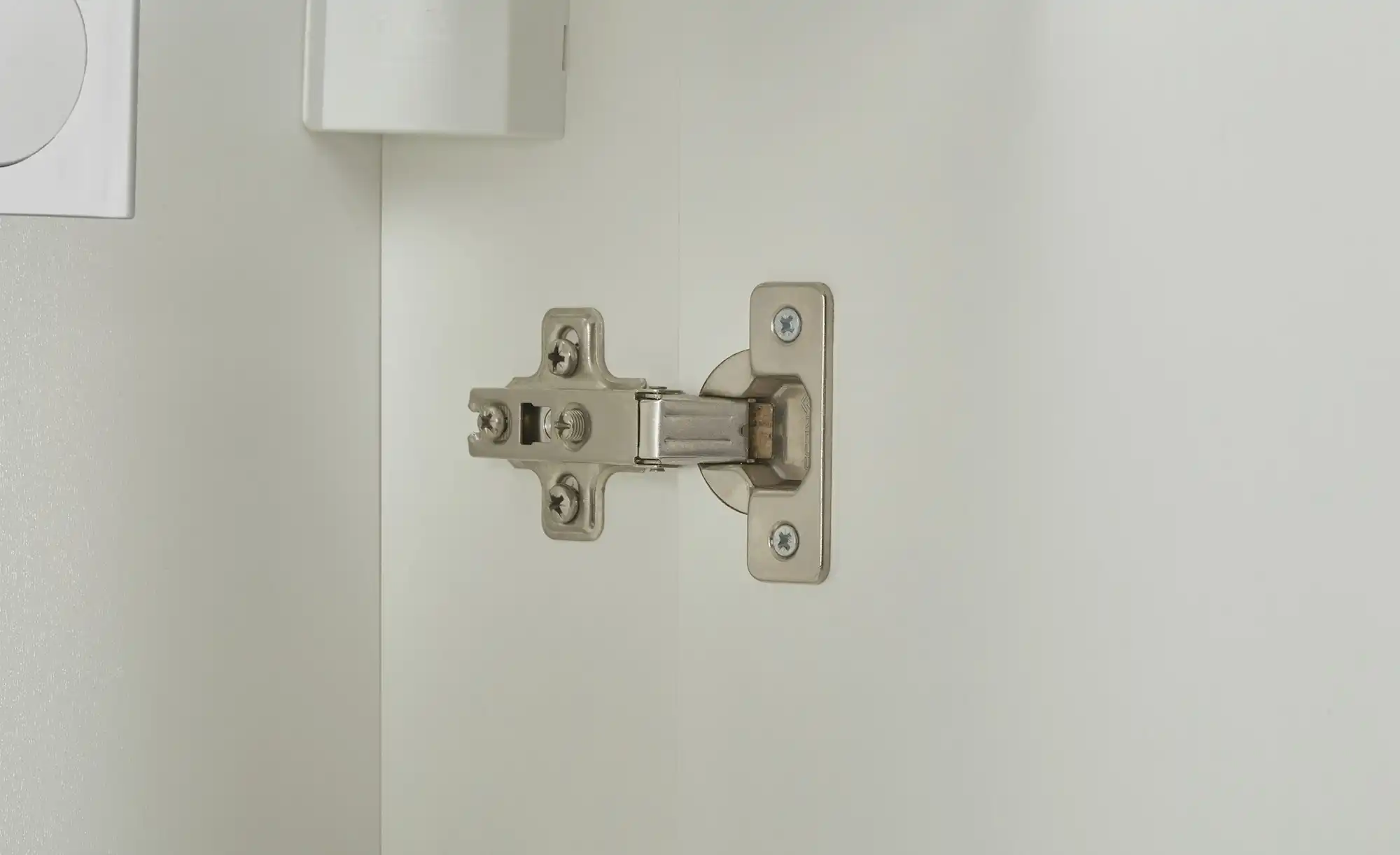 Spiegelschrank